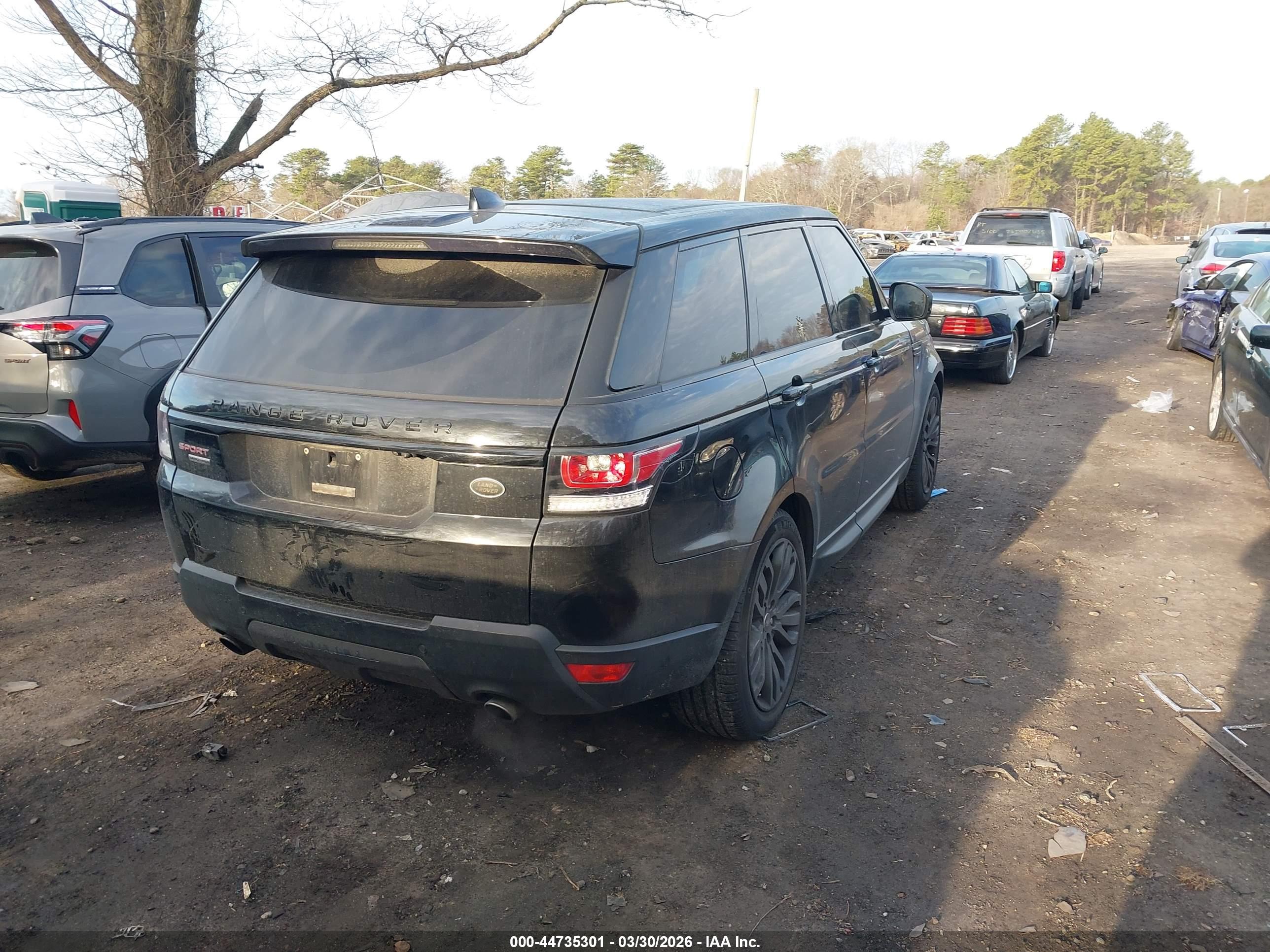 LAND ROVER image 4