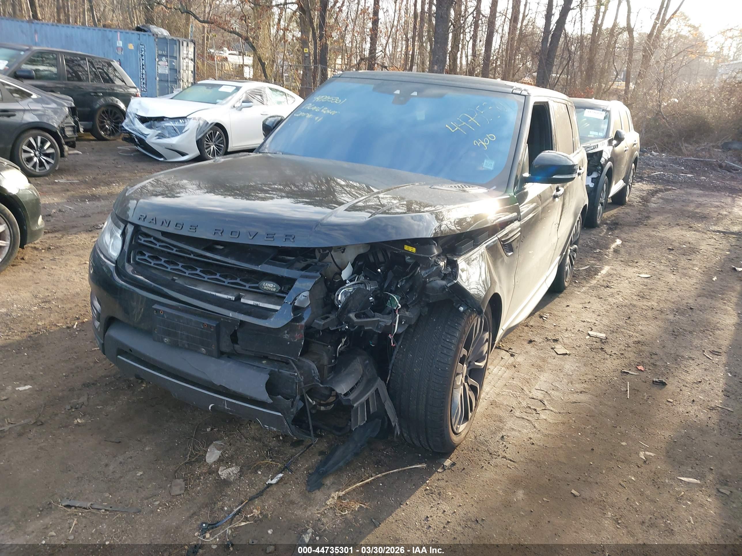 LAND ROVER image 6
