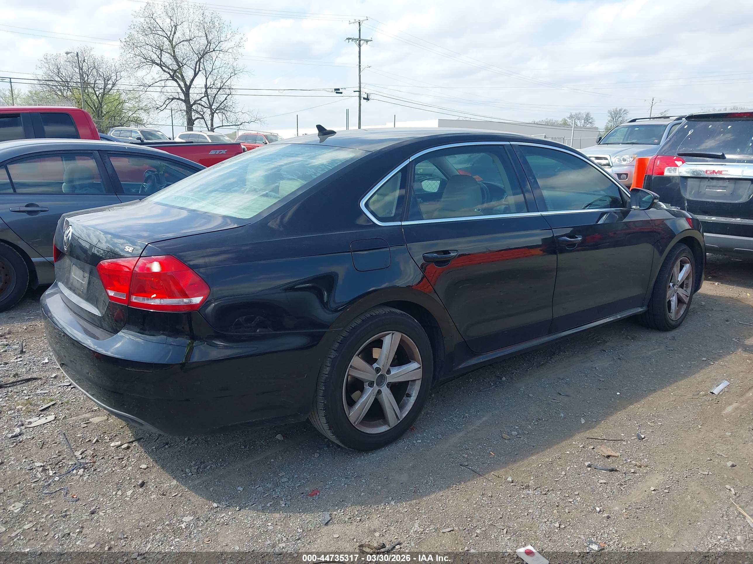 VOLKSWAGEN PASSAT image 6