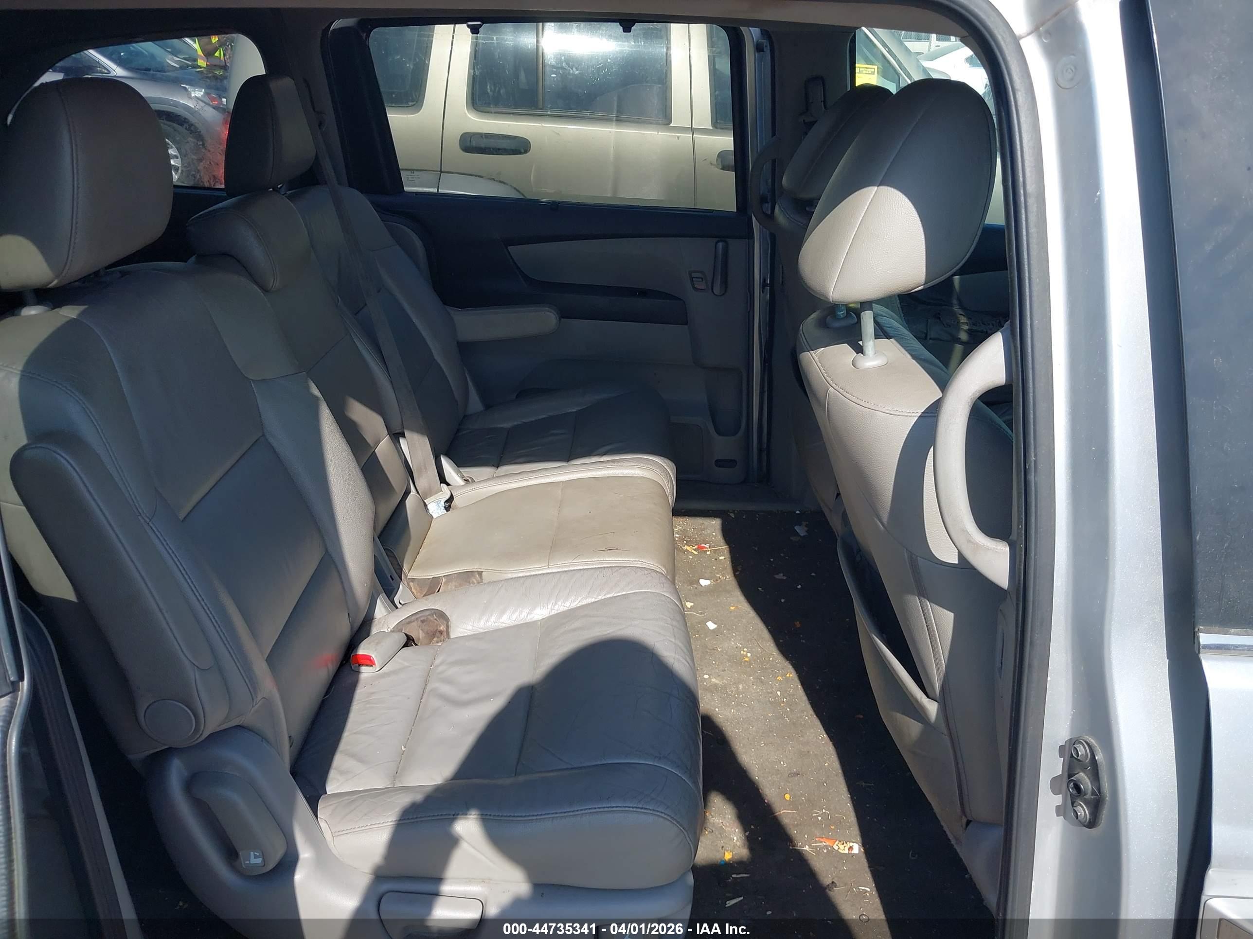HONDA ODYSSEY image 8