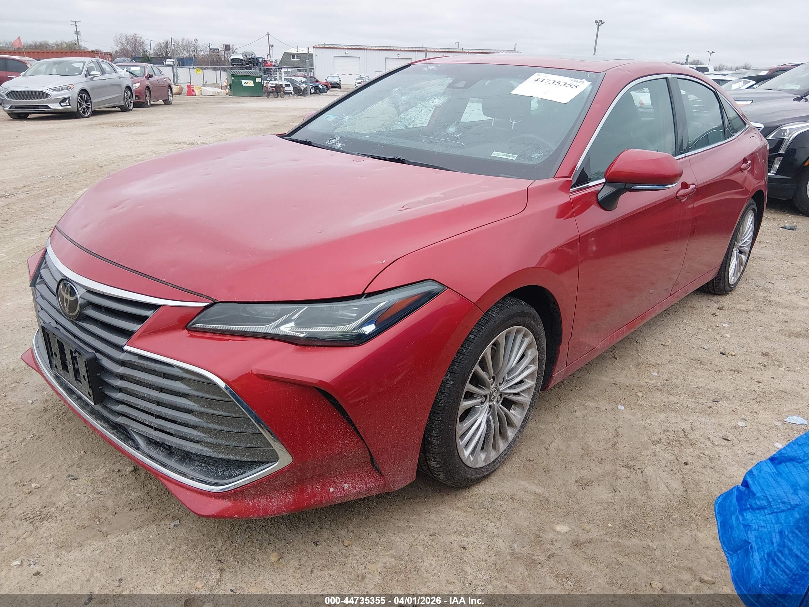 TOYOTA AVALON image 2