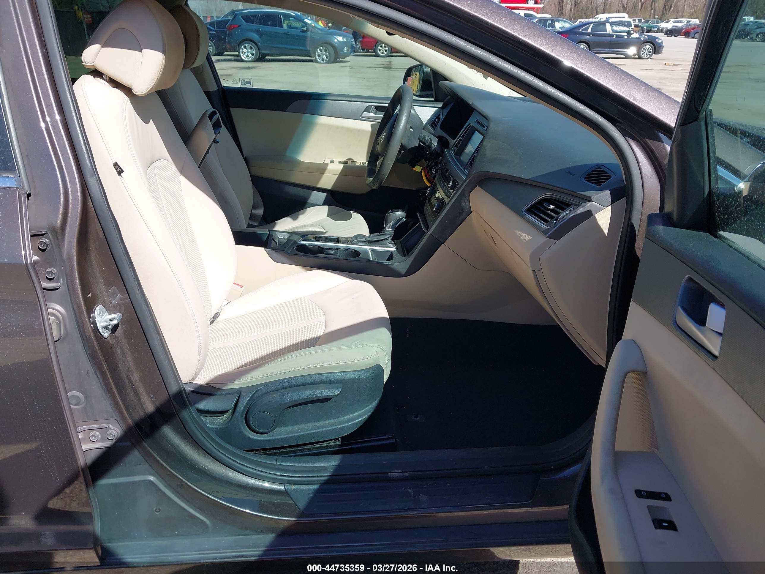 HYUNDAI SONATA image 5