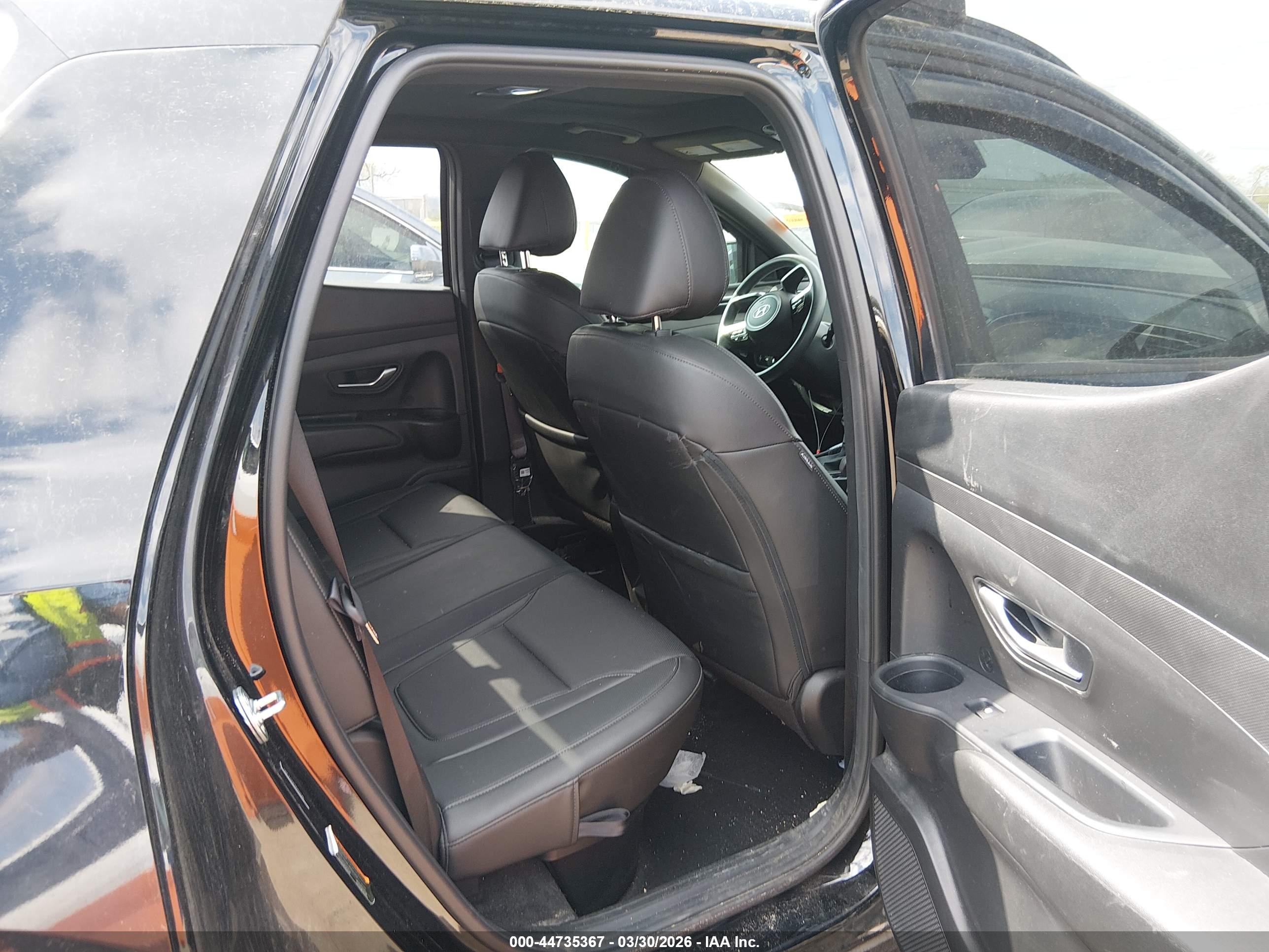 HYUNDAI SANTA image 8