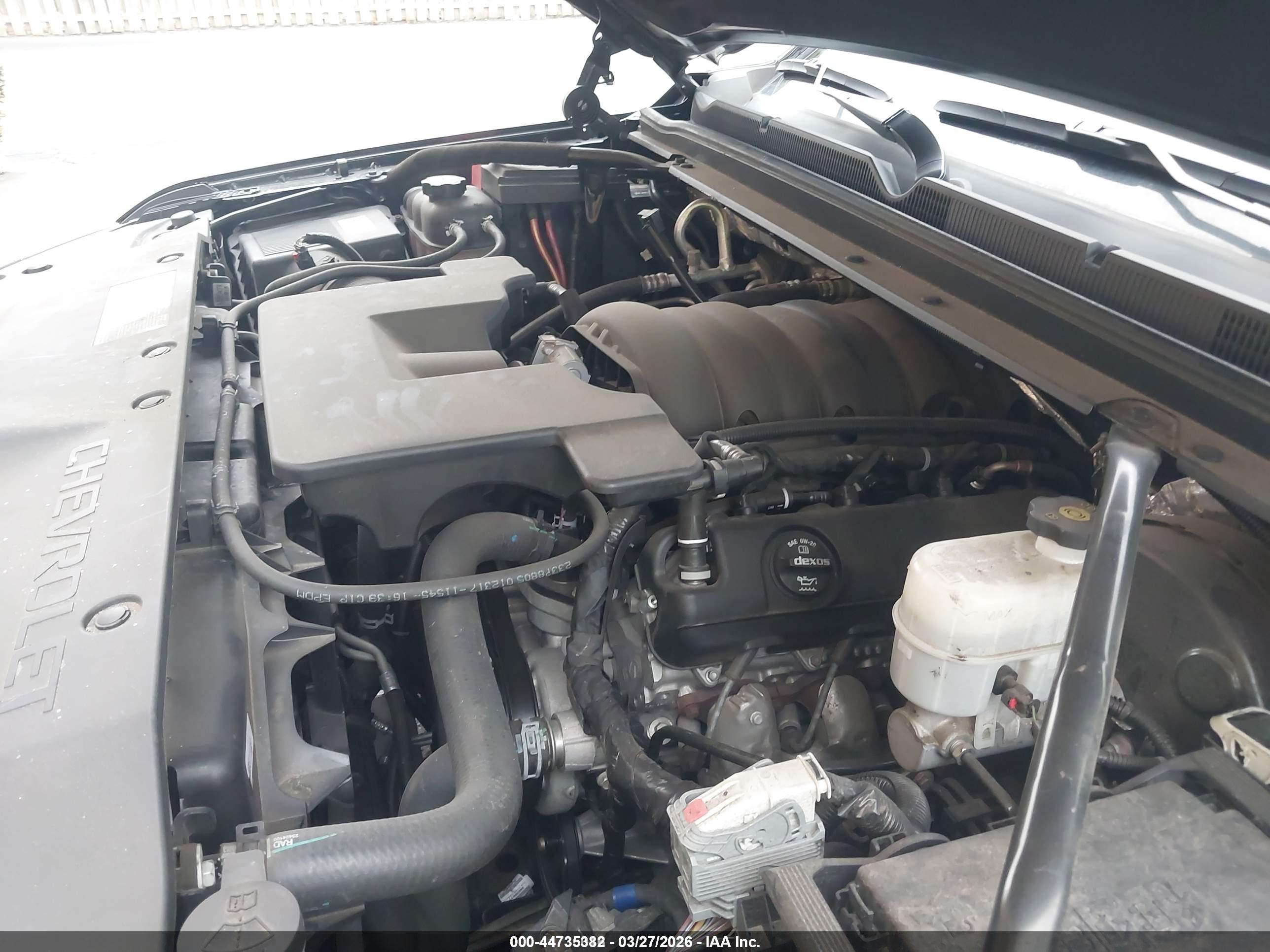 CHEVROLET SUBURBAN image 10