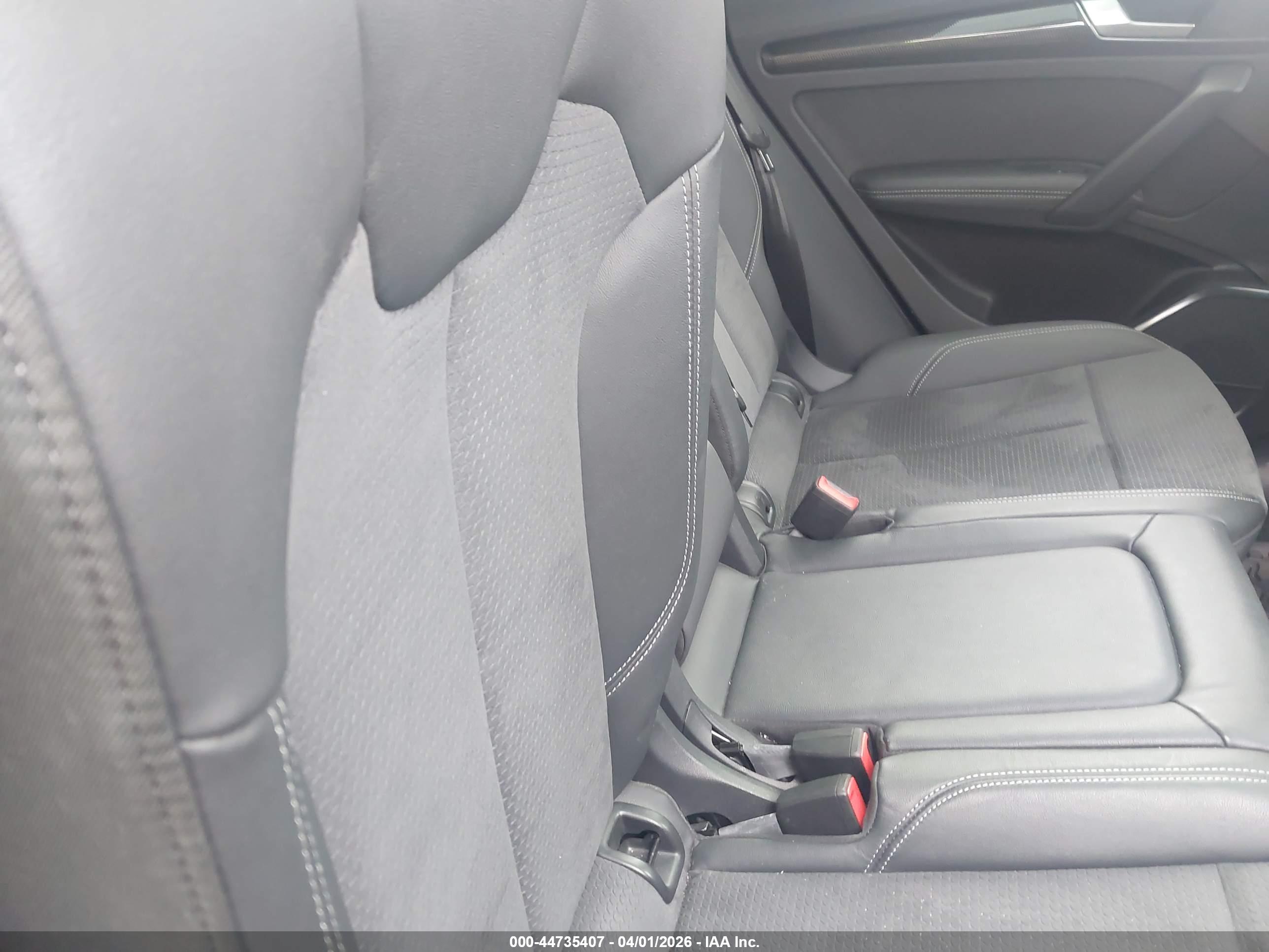AUDI SQ5 image 8