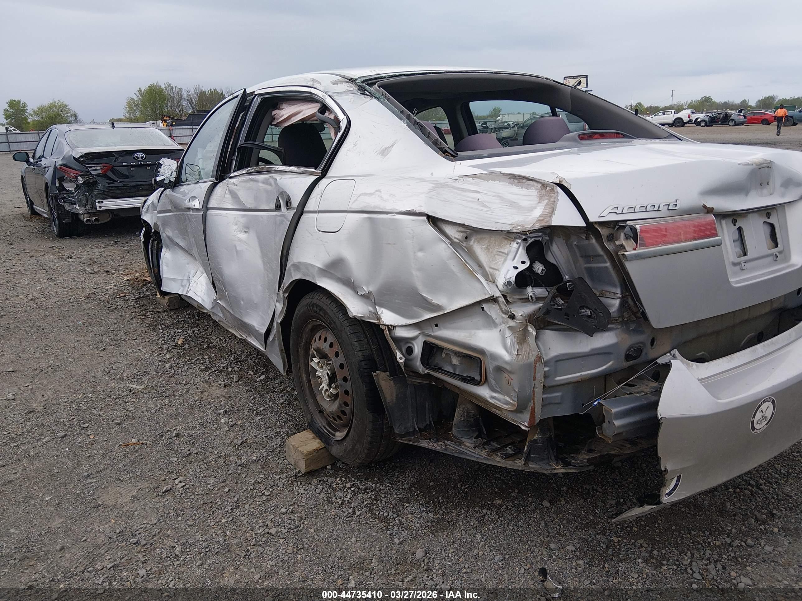 HONDA ACCORD image 6