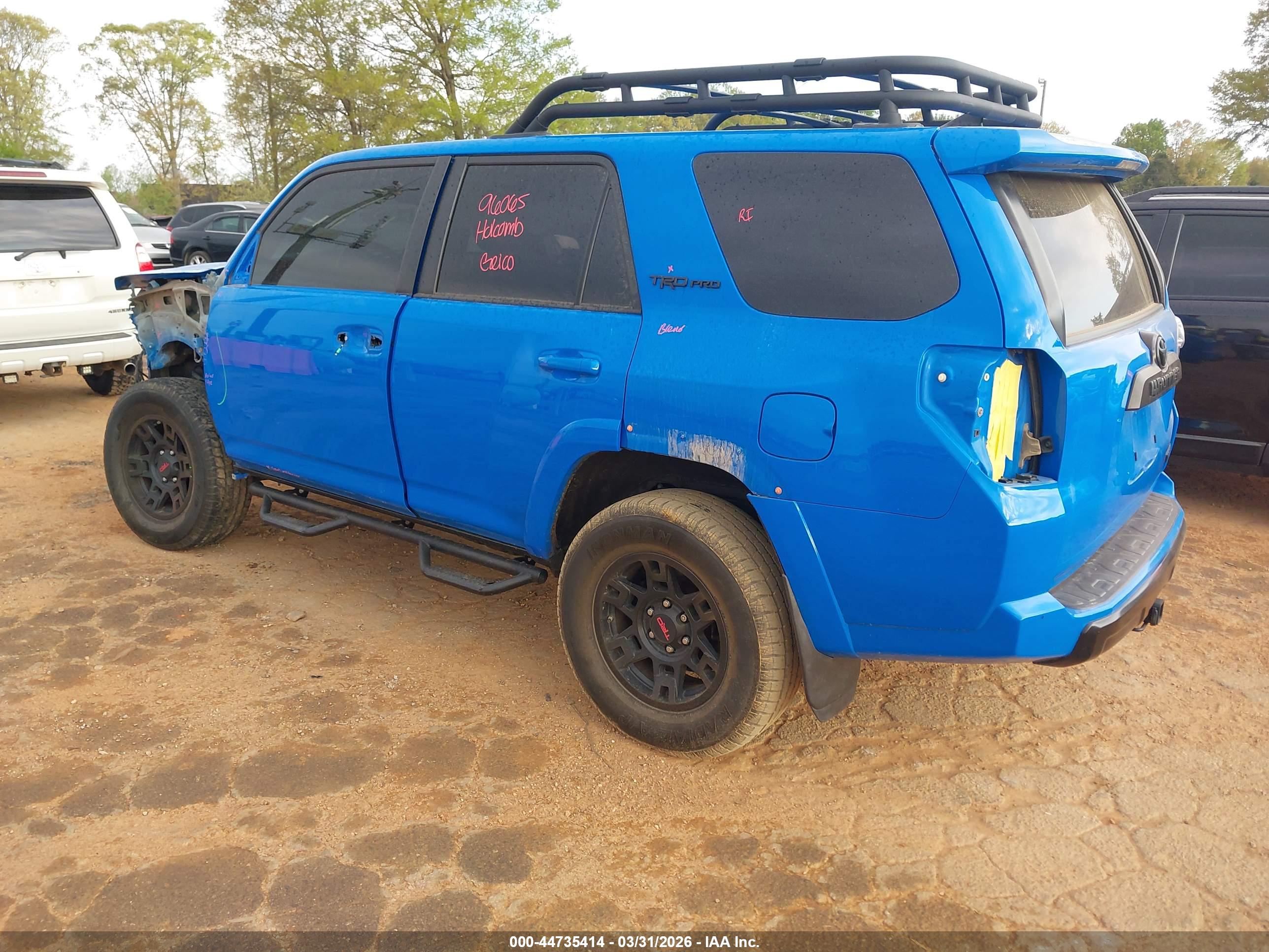 TOYOTA 4RUNNER image 3
