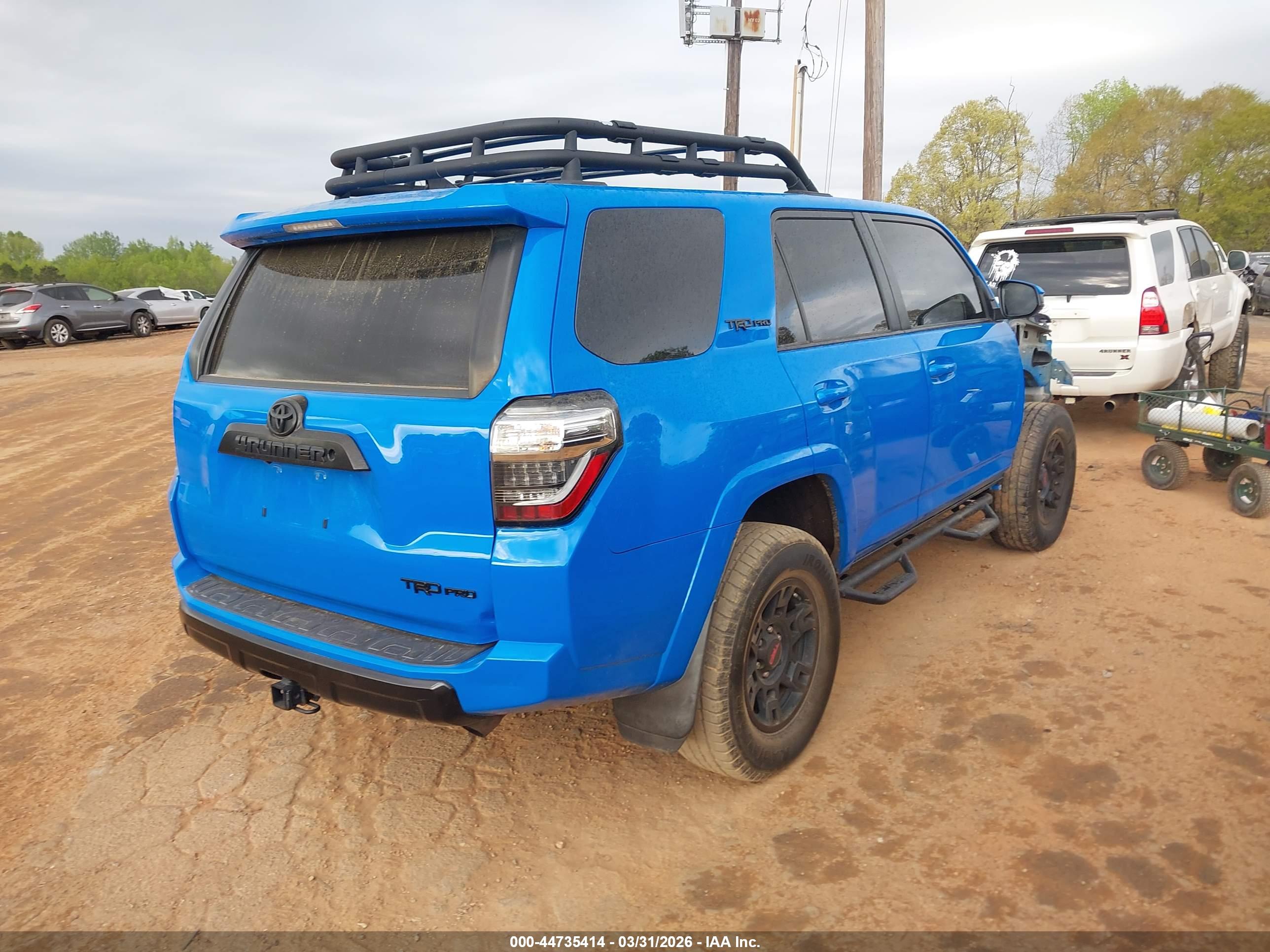TOYOTA 4RUNNER image 4