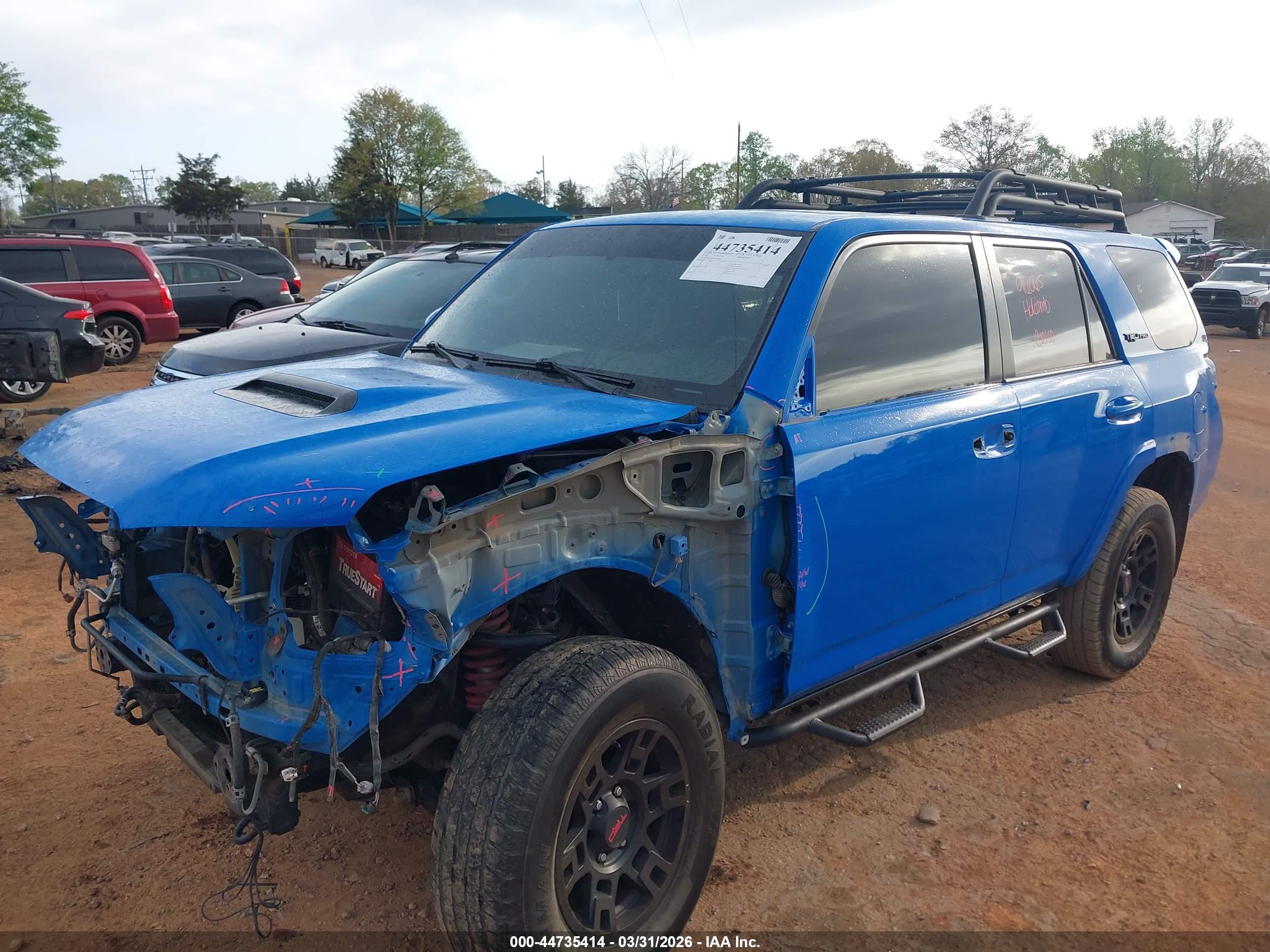 TOYOTA 4RUNNER image 6