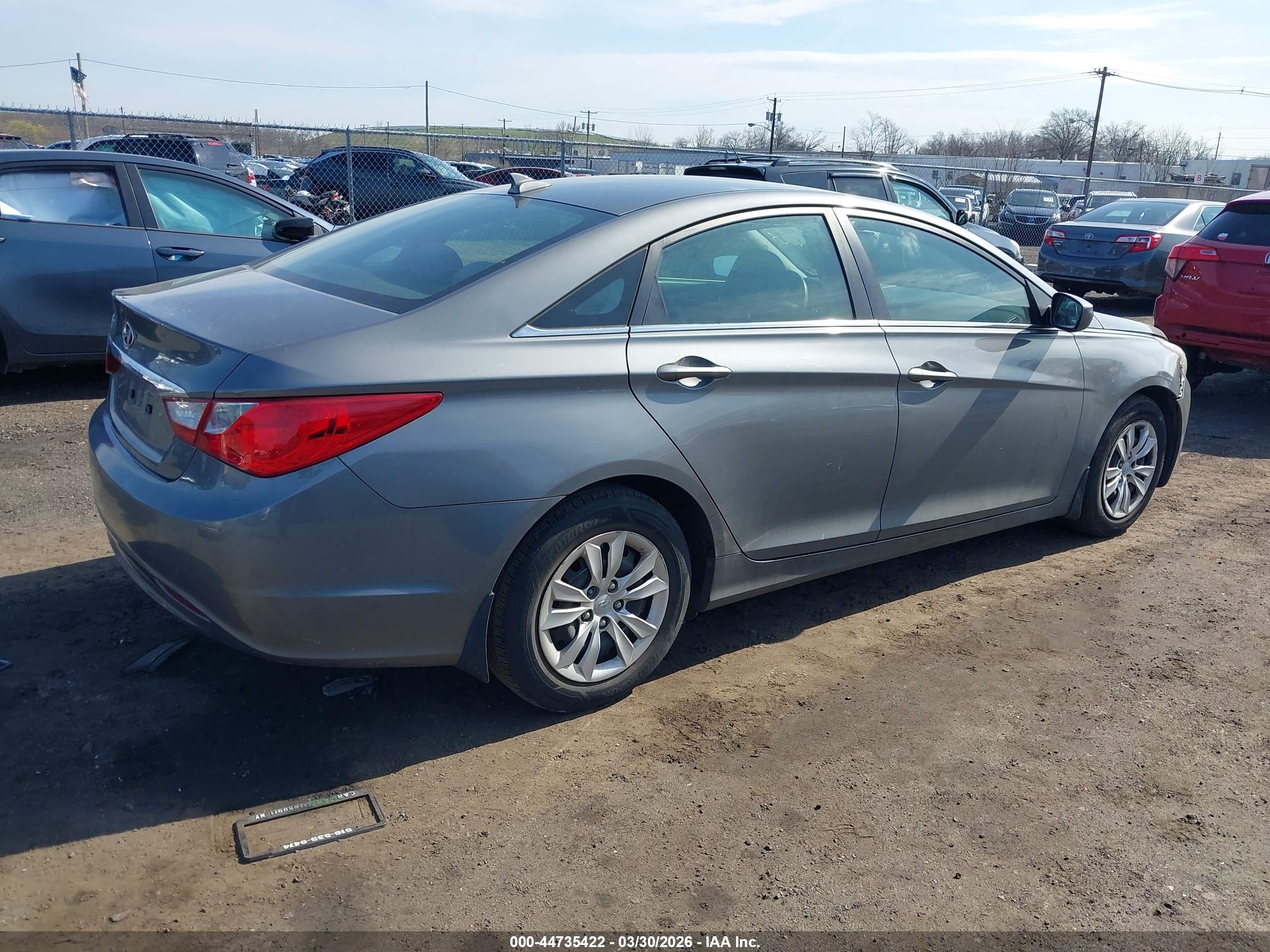 HYUNDAI SONATA image 4