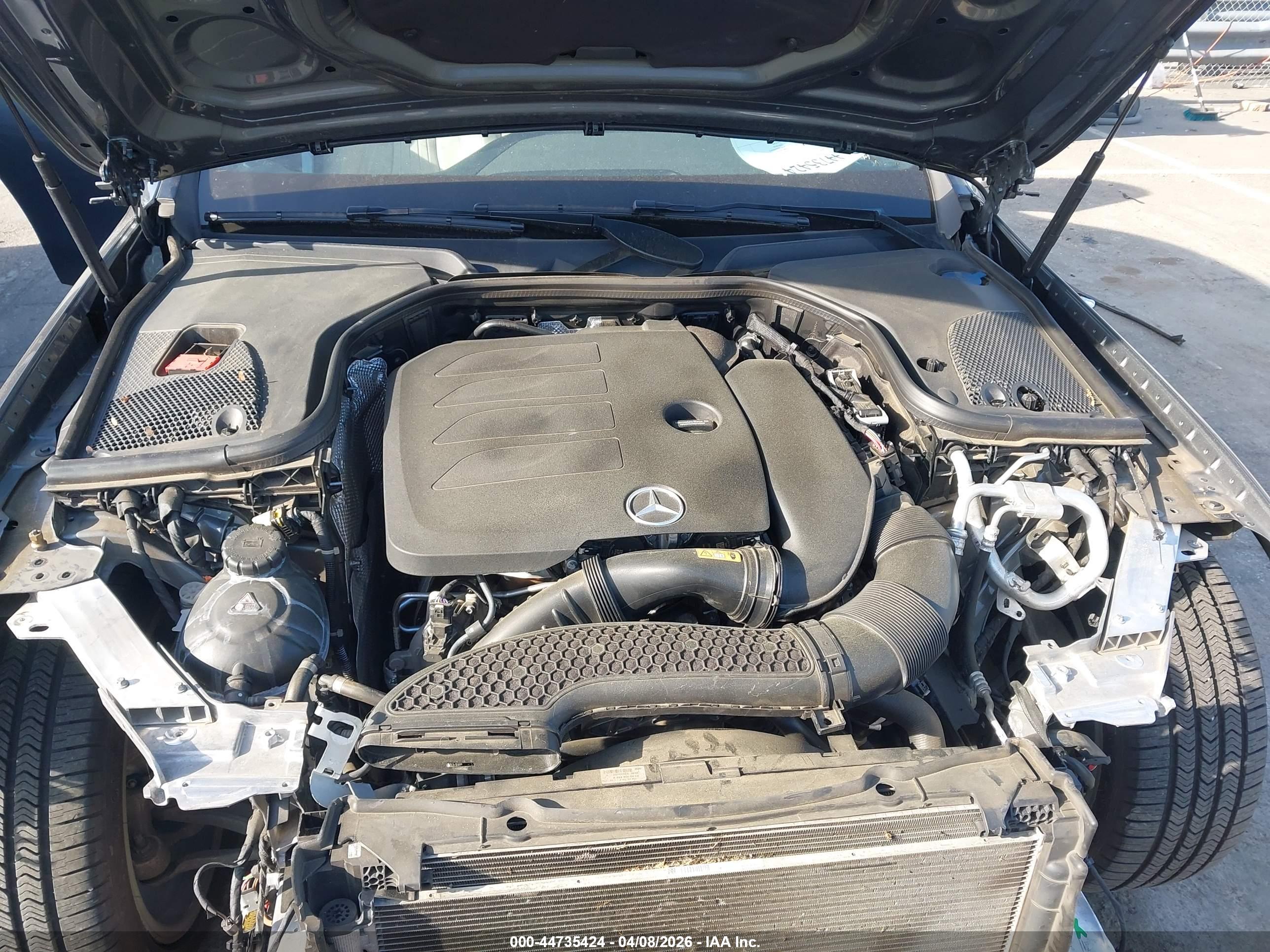 MERCEDES-BENZ E image 10