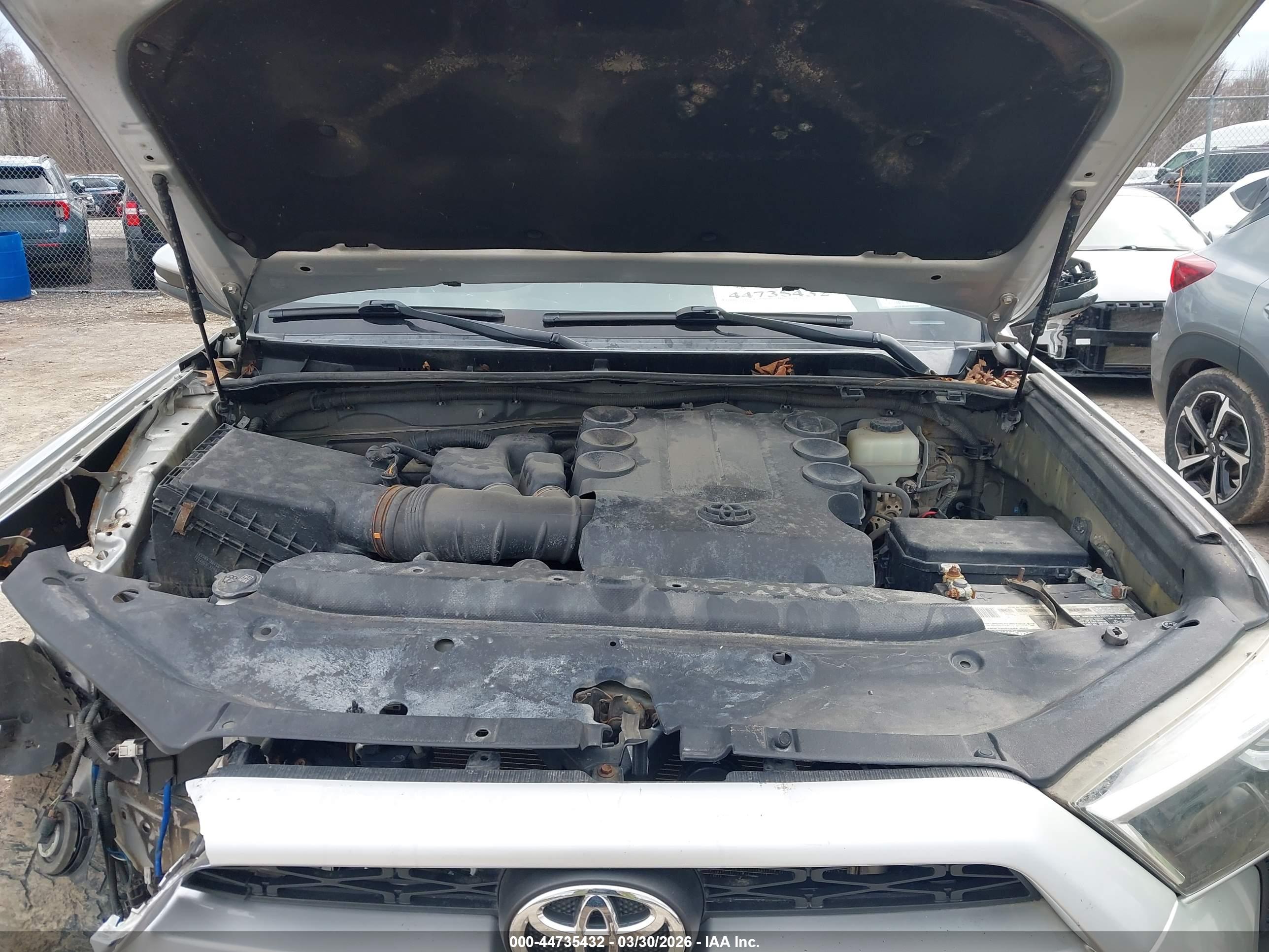 TOYOTA 4RUNNER image 10