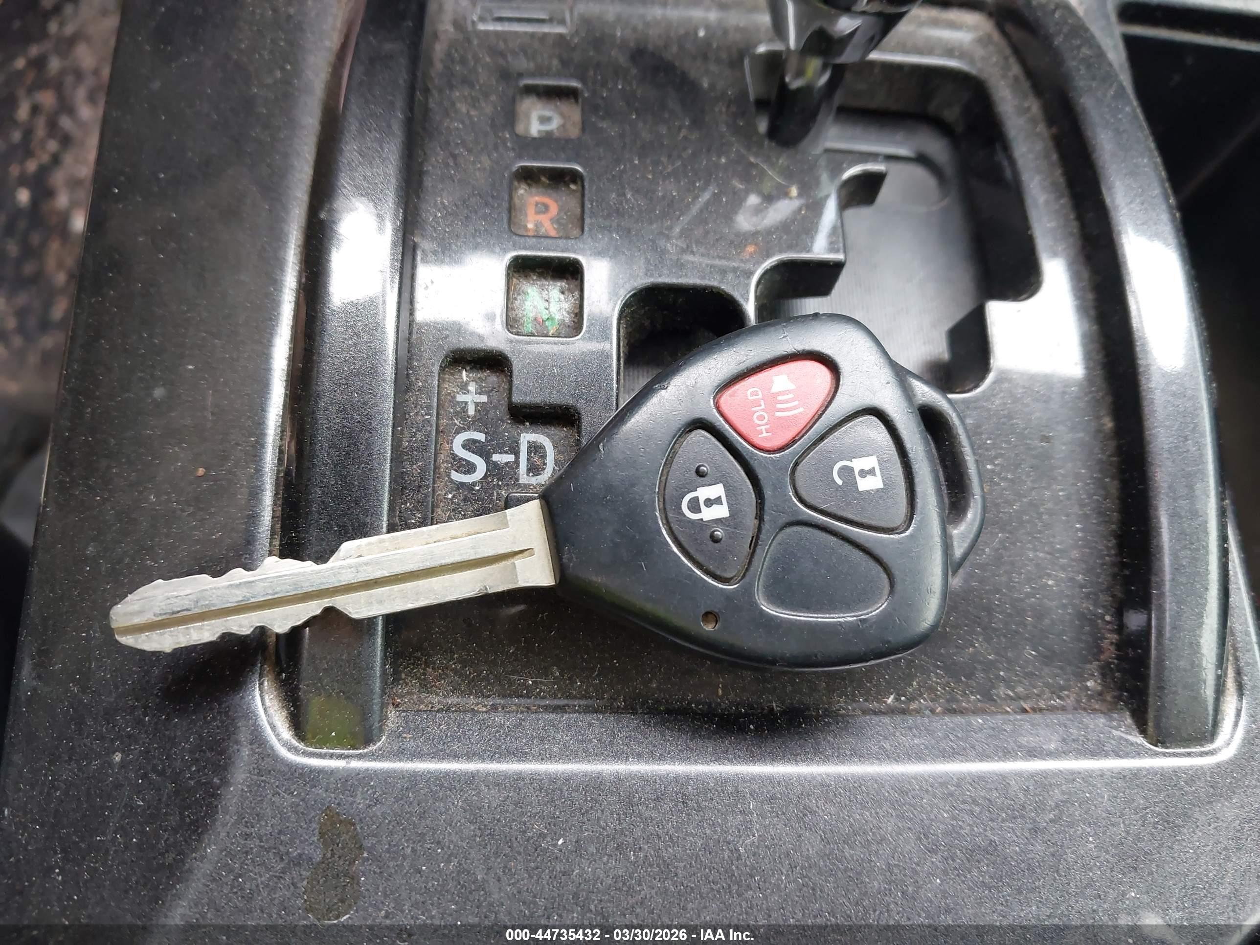 TOYOTA 4RUNNER image 11