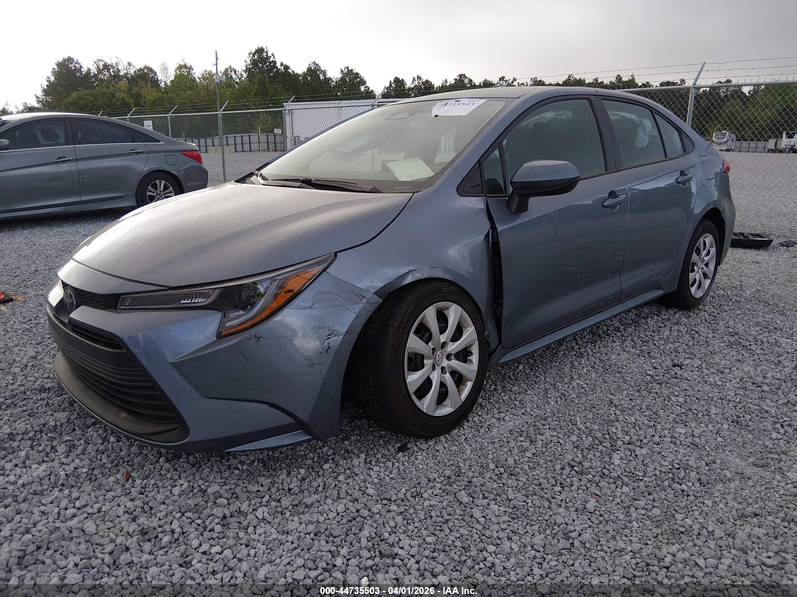 TOYOTA COROLLA image 2