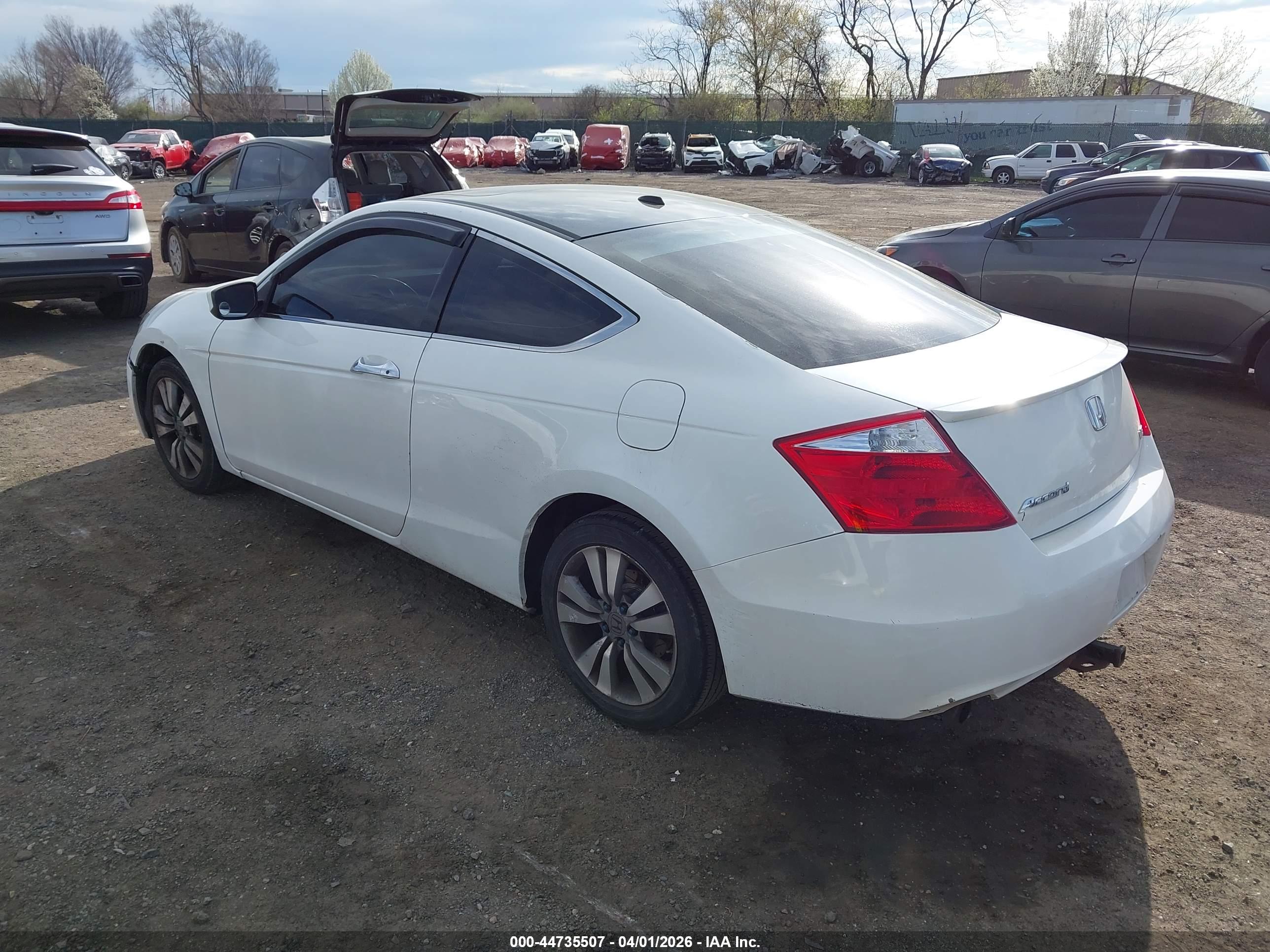 HONDA ACCORD image 3
