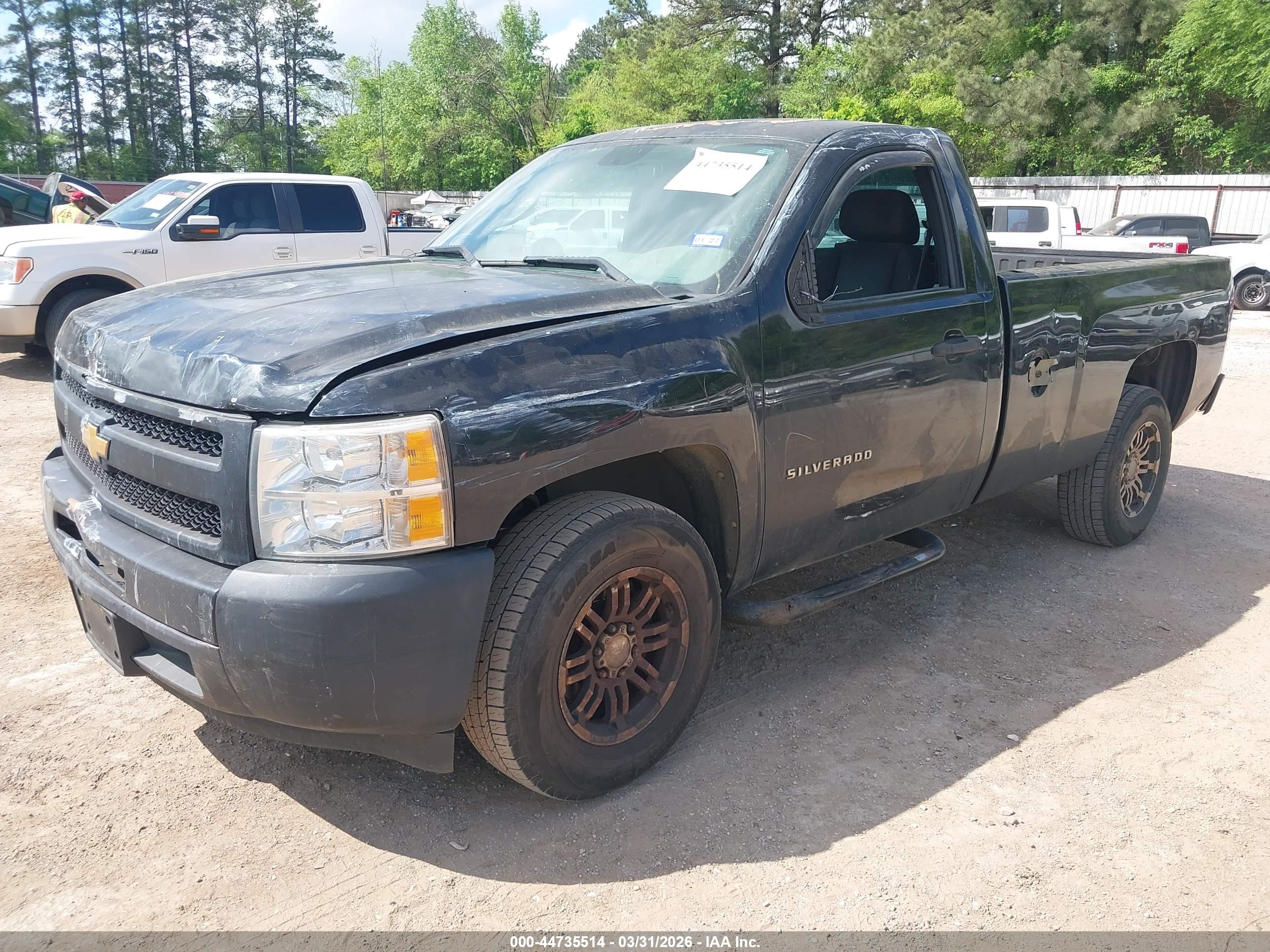 CHEVROLET SILVERADO image 2