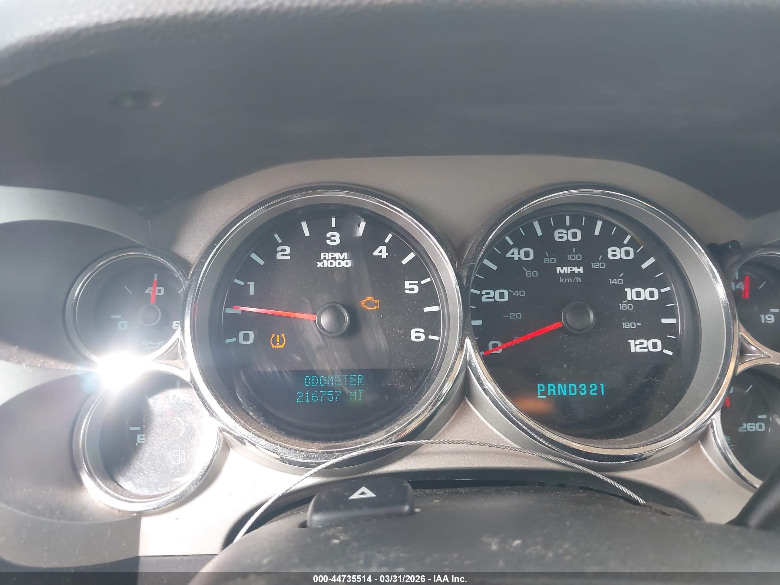 CHEVROLET SILVERADO image 7