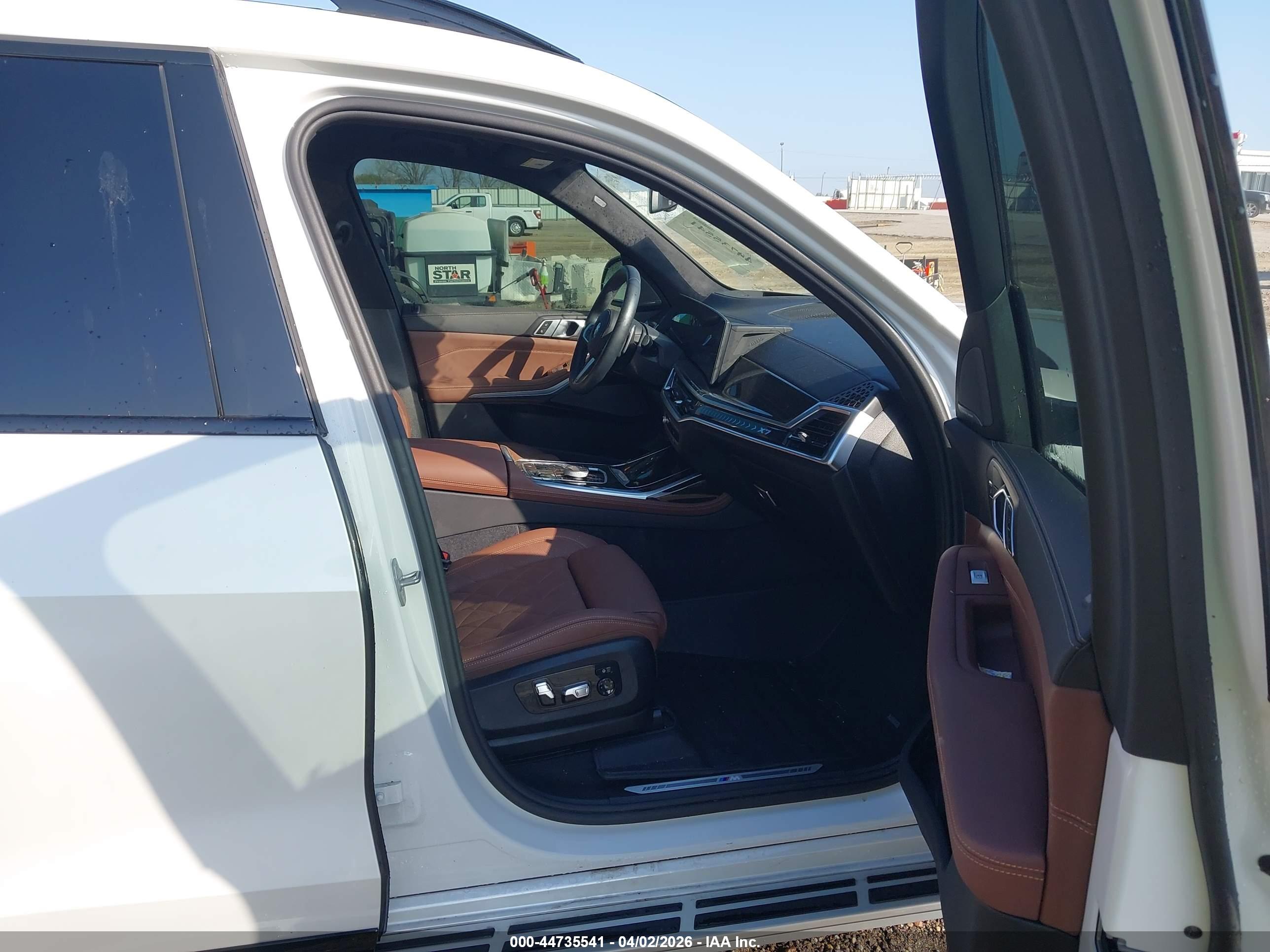 BMW X7 image 5