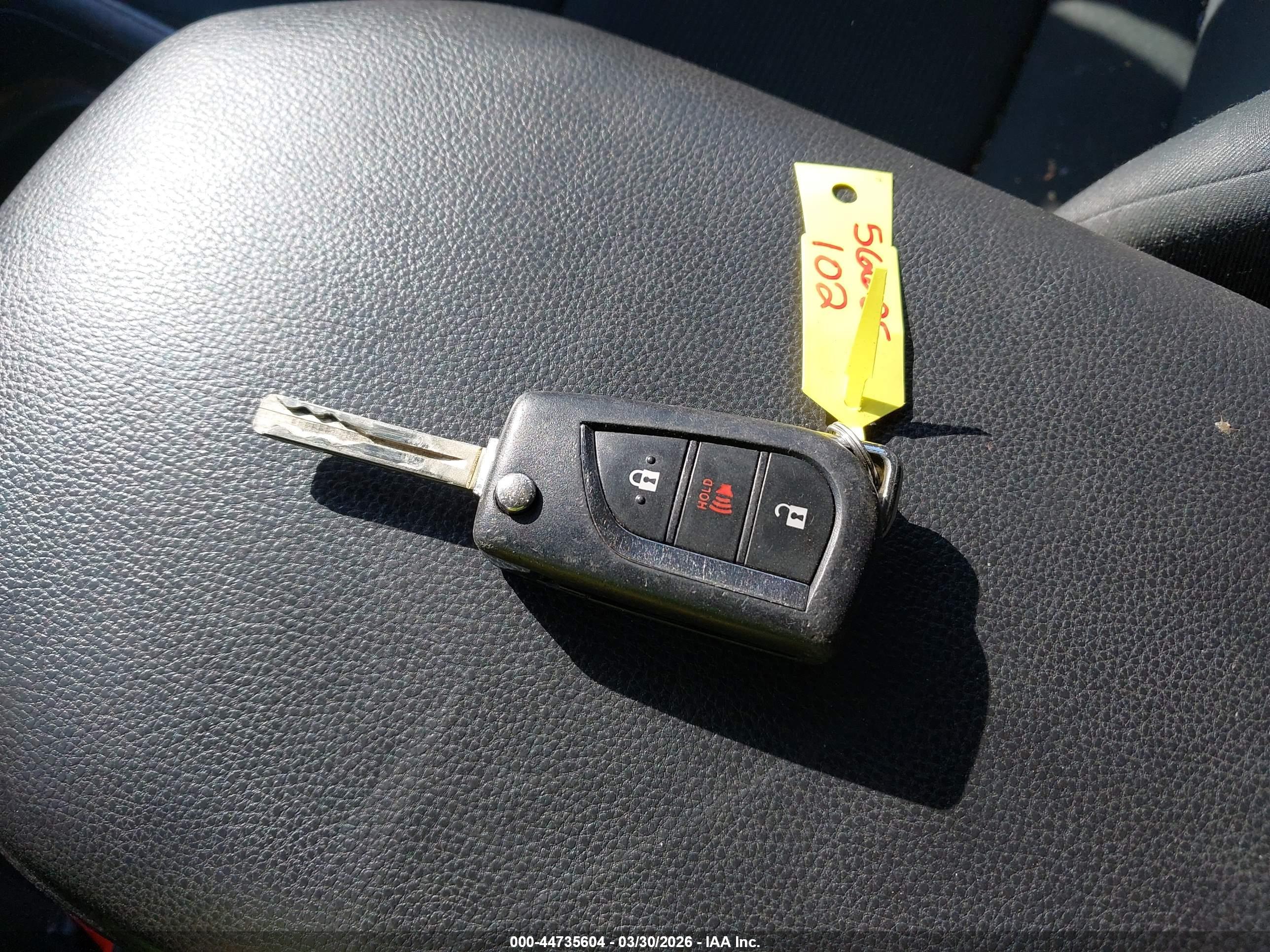 TOYOTA RAV4 image 11