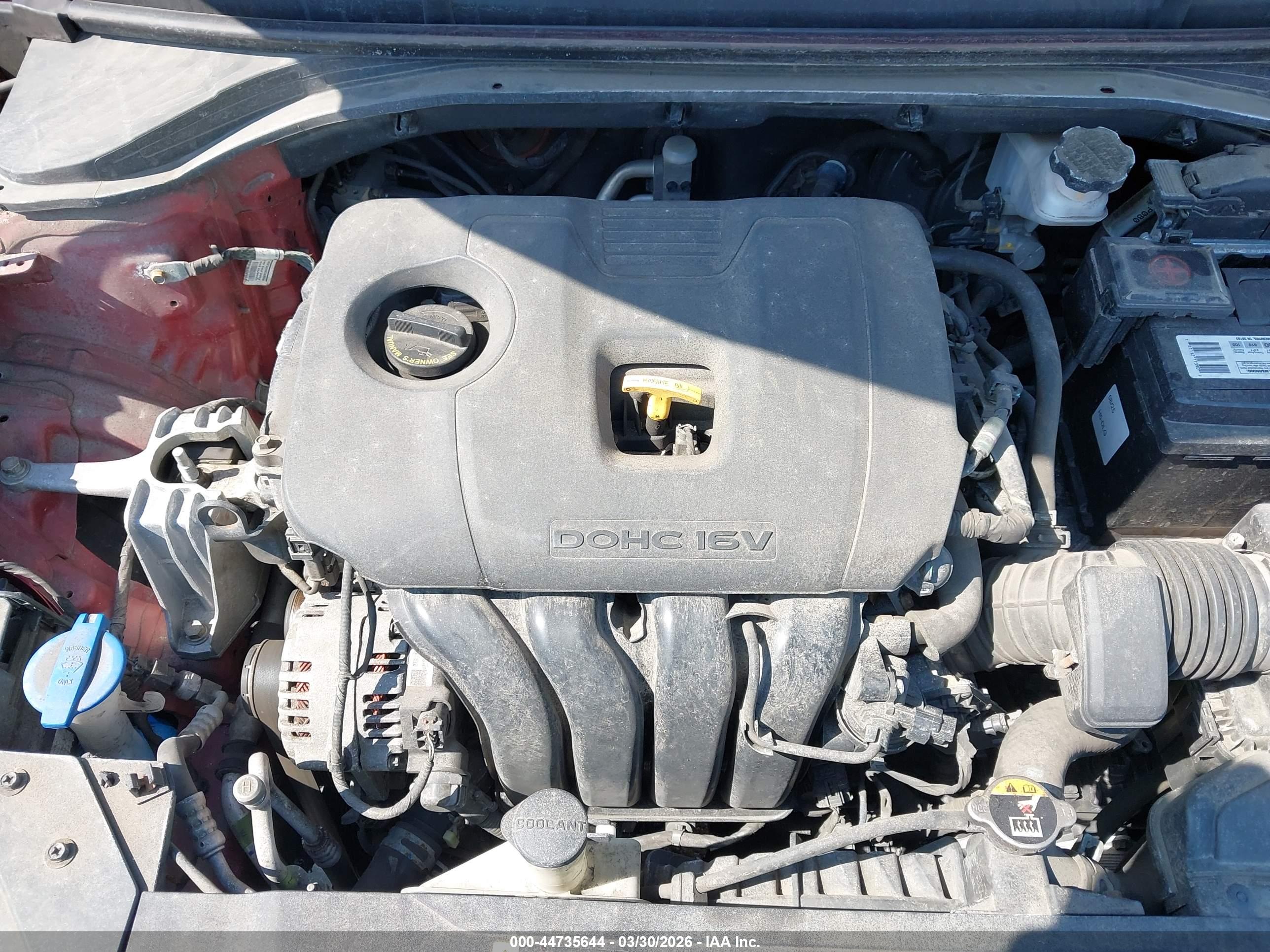 HYUNDAI ELANTRA image 10