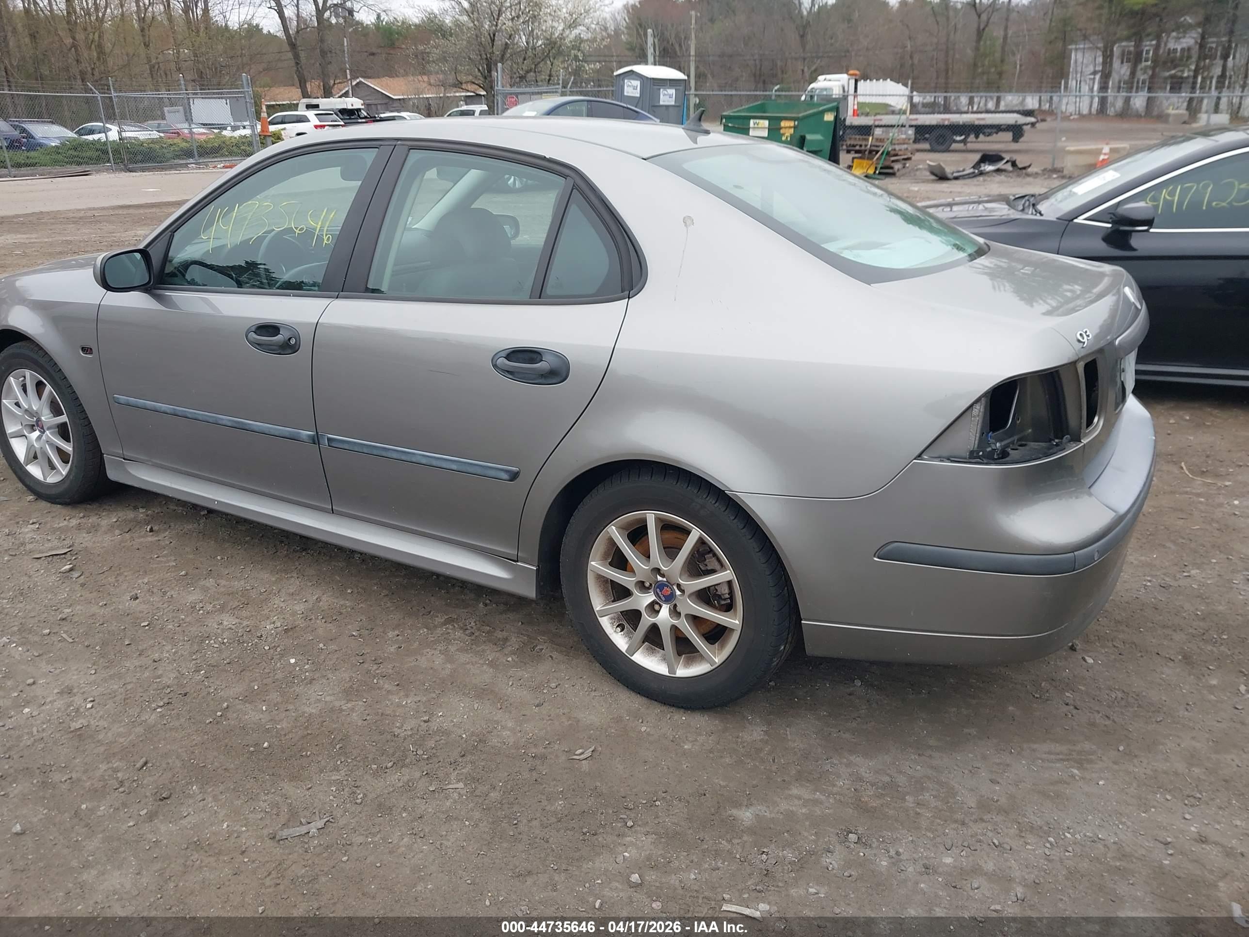 SAAB 9-3 image 3