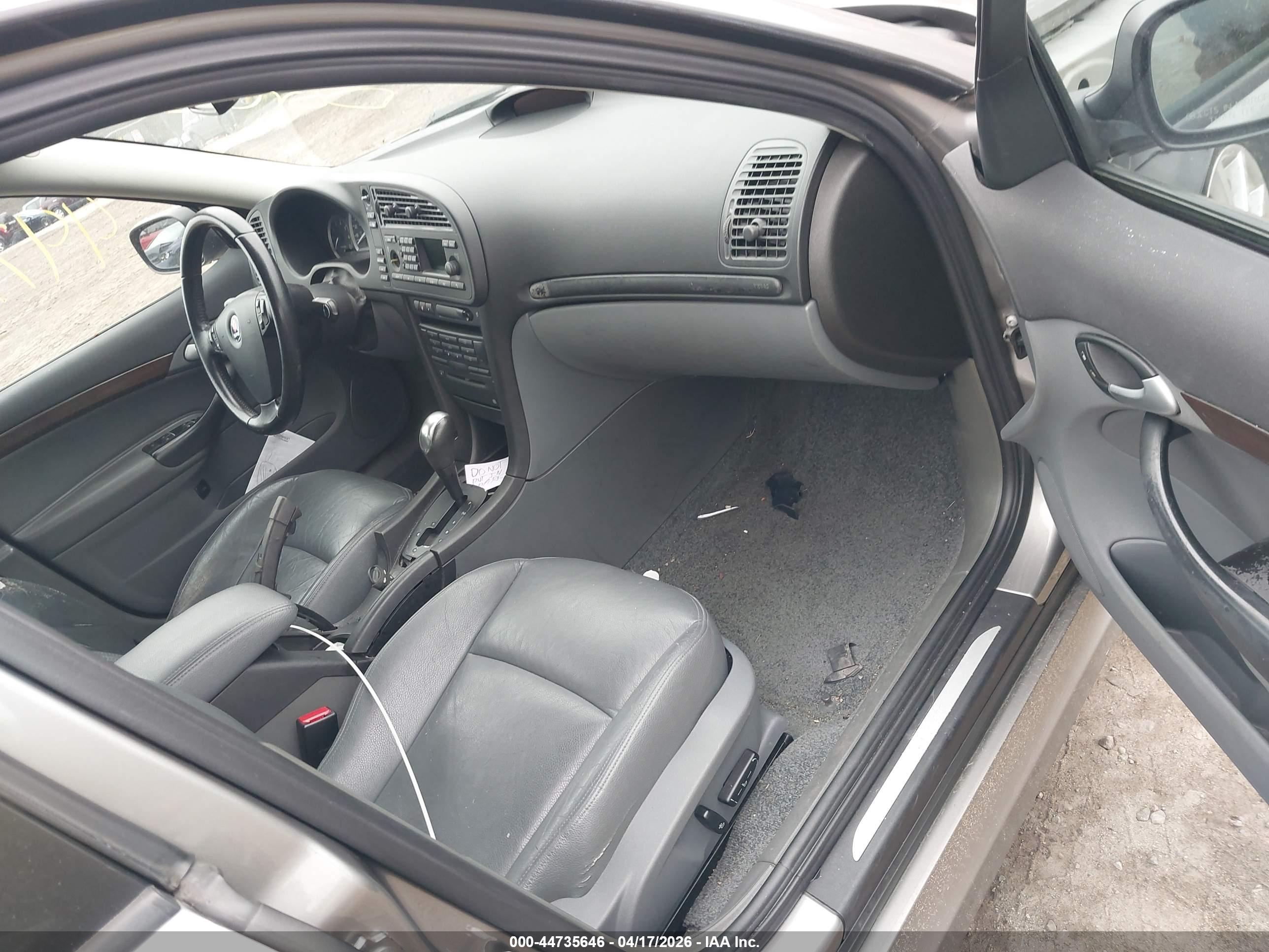 SAAB 9-3 image 5