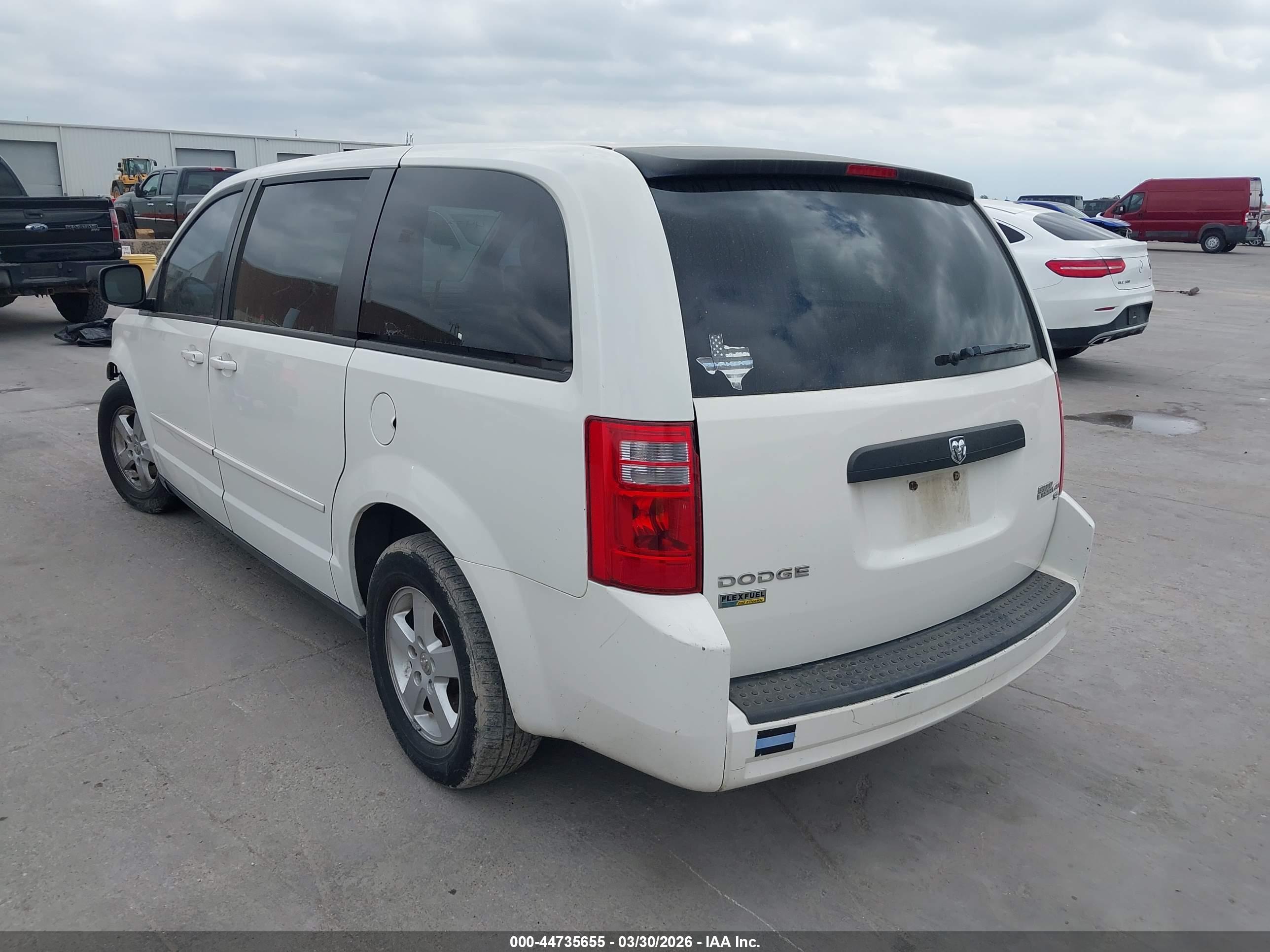 DODGE GRAND image 3