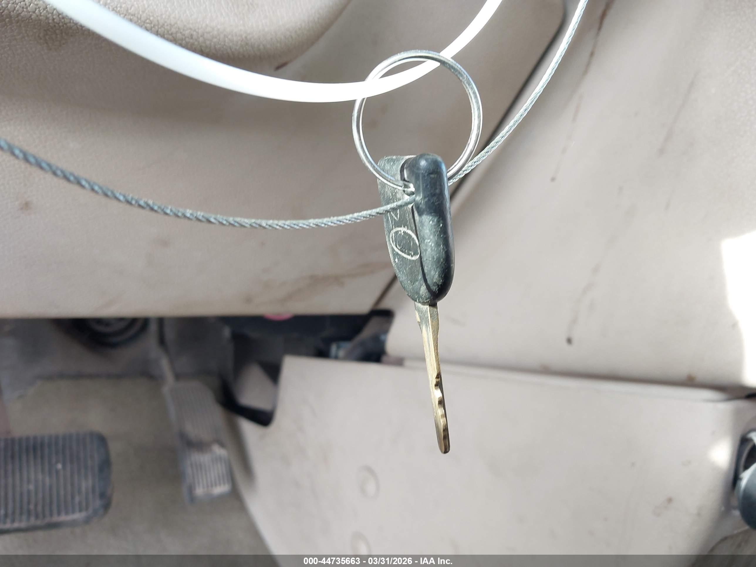 FORD FREESTAR image 11
