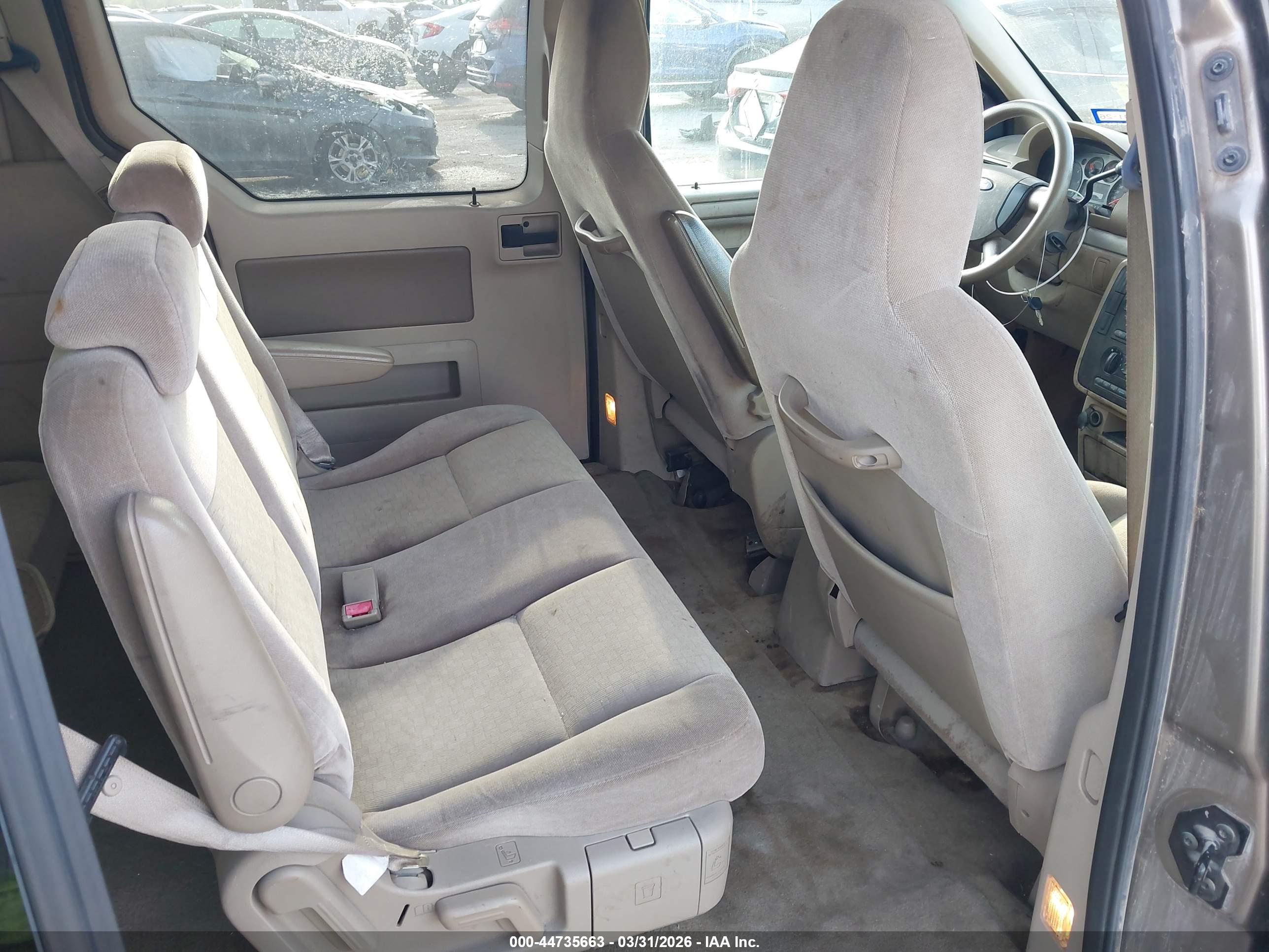 FORD FREESTAR image 8