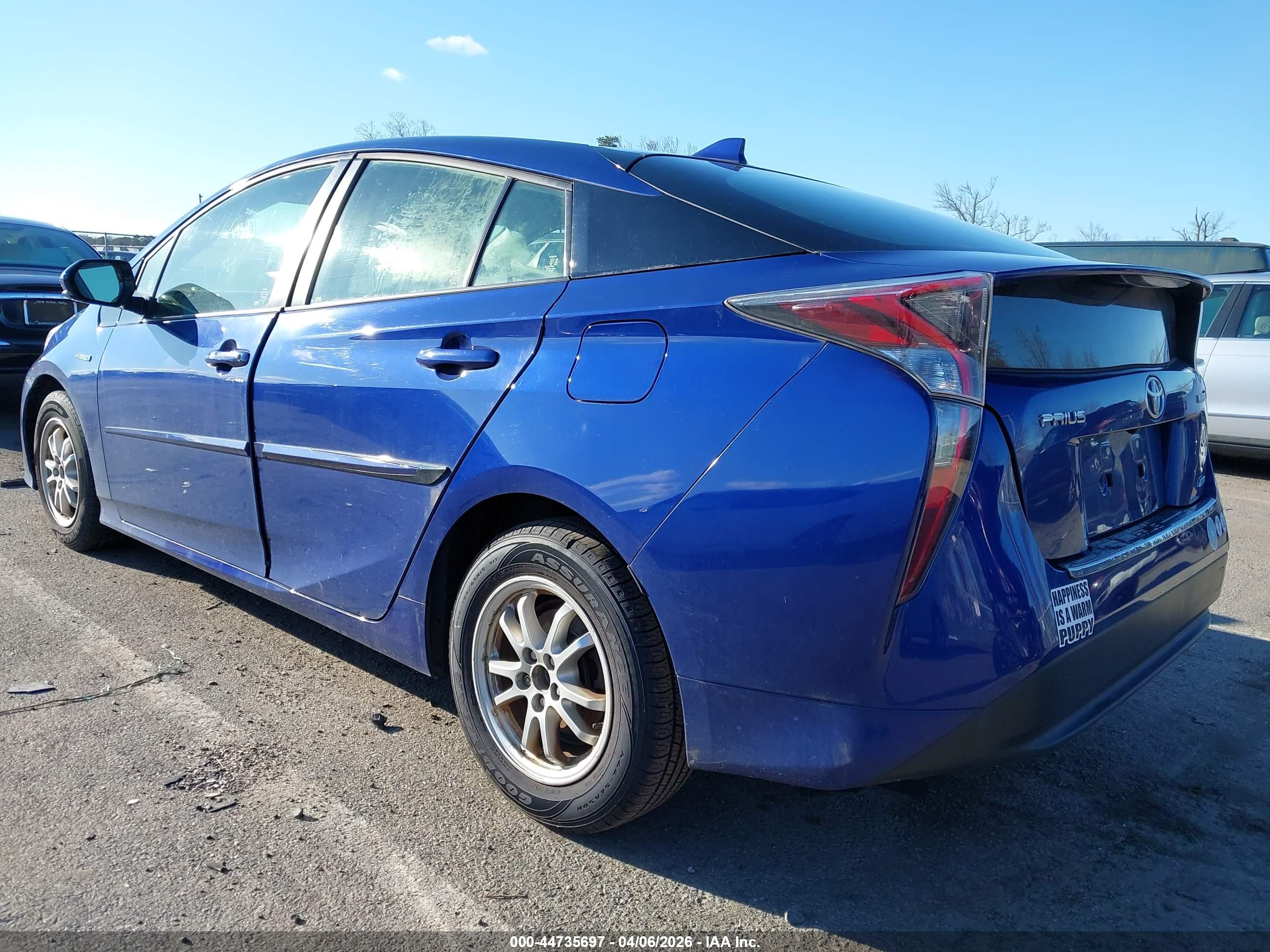 TOYOTA PRIUS image 3