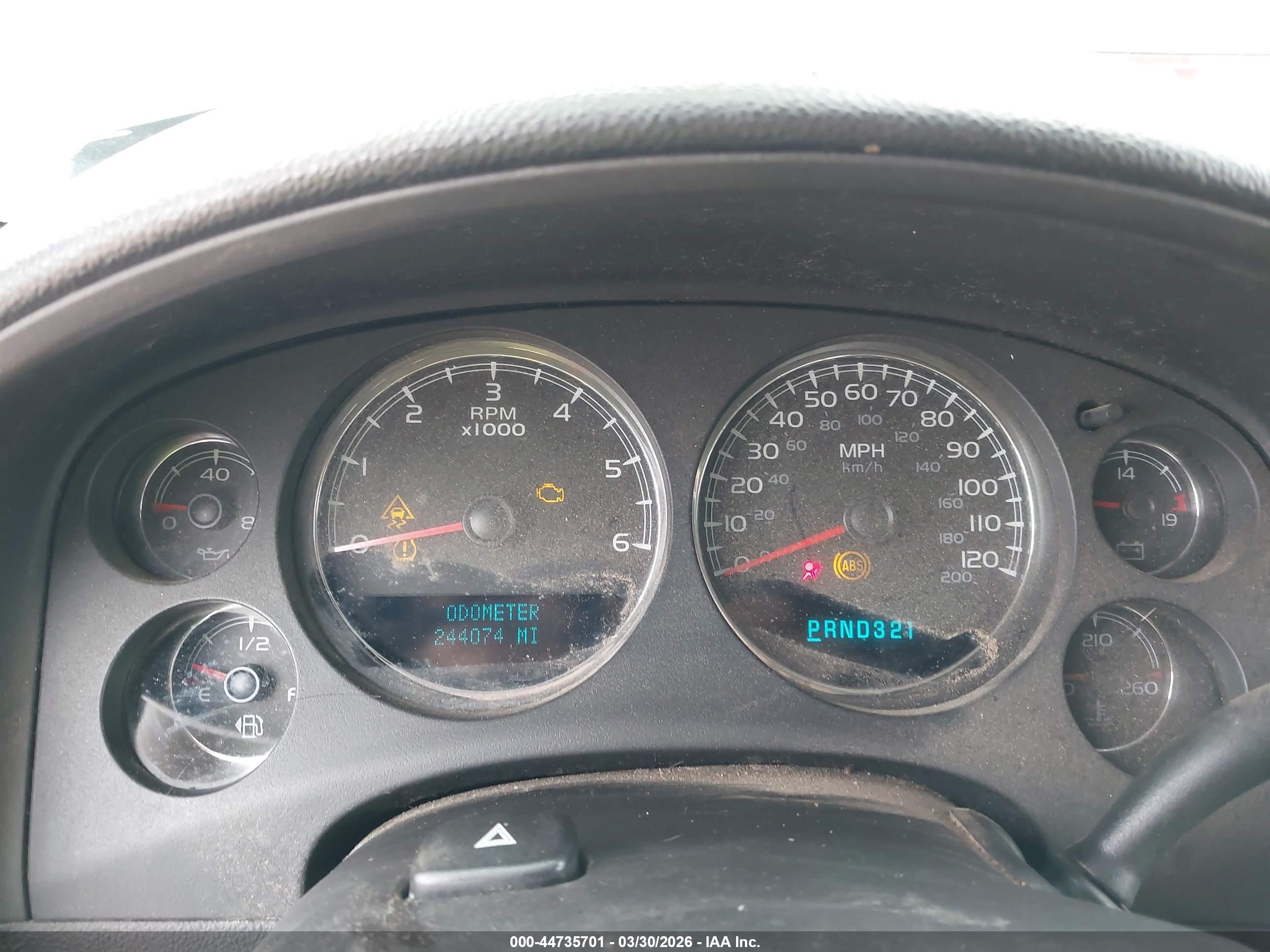 CHEVROLET SILVERADO image 7