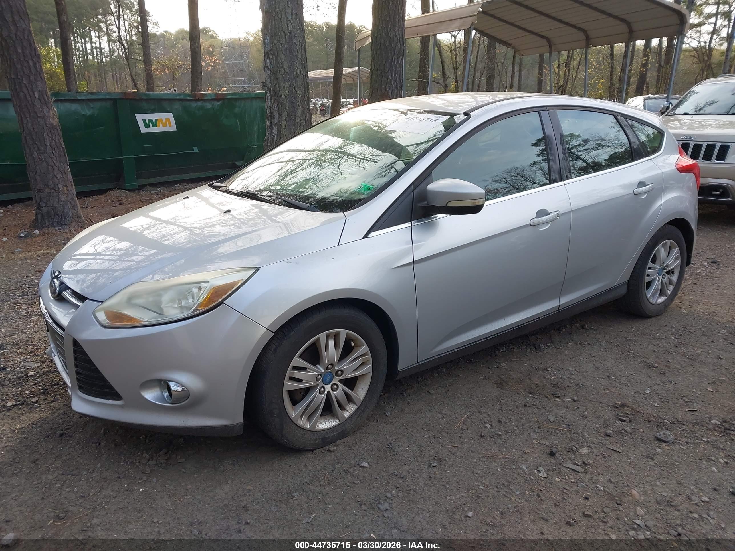 FORD FOCUS image 2
