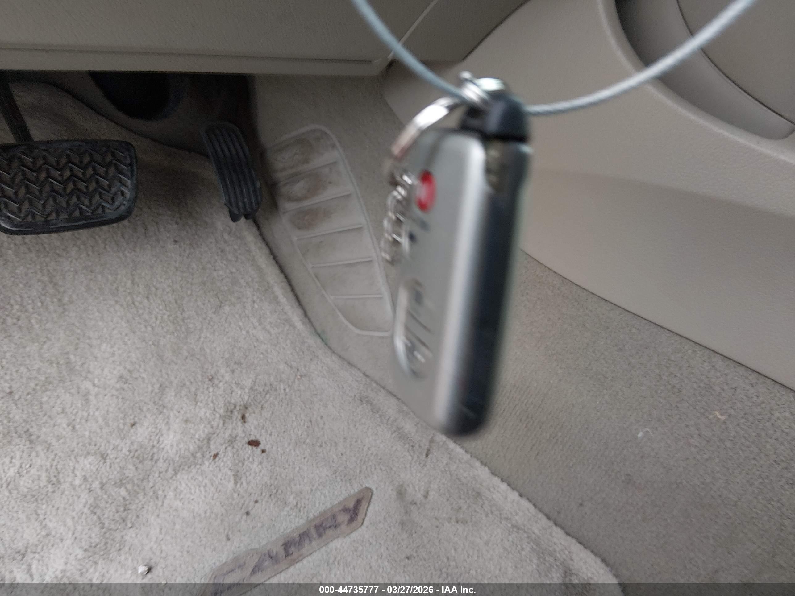 TOYOTA CAMRY image 11