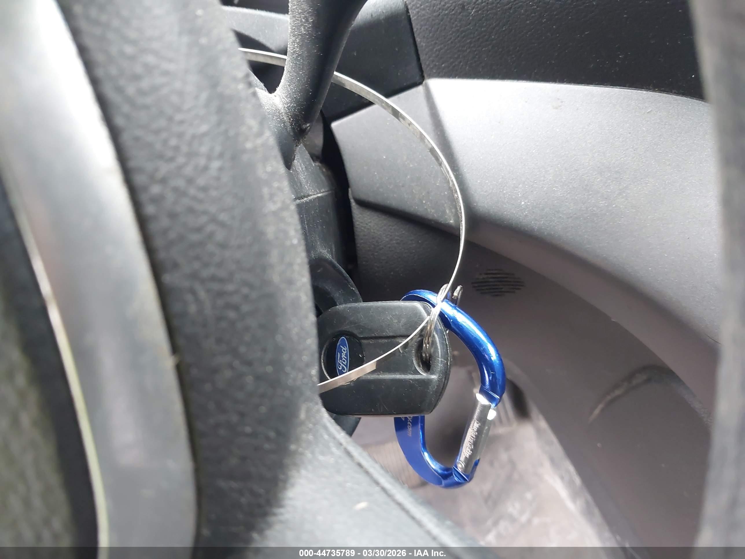 FORD ESCAPE image 11