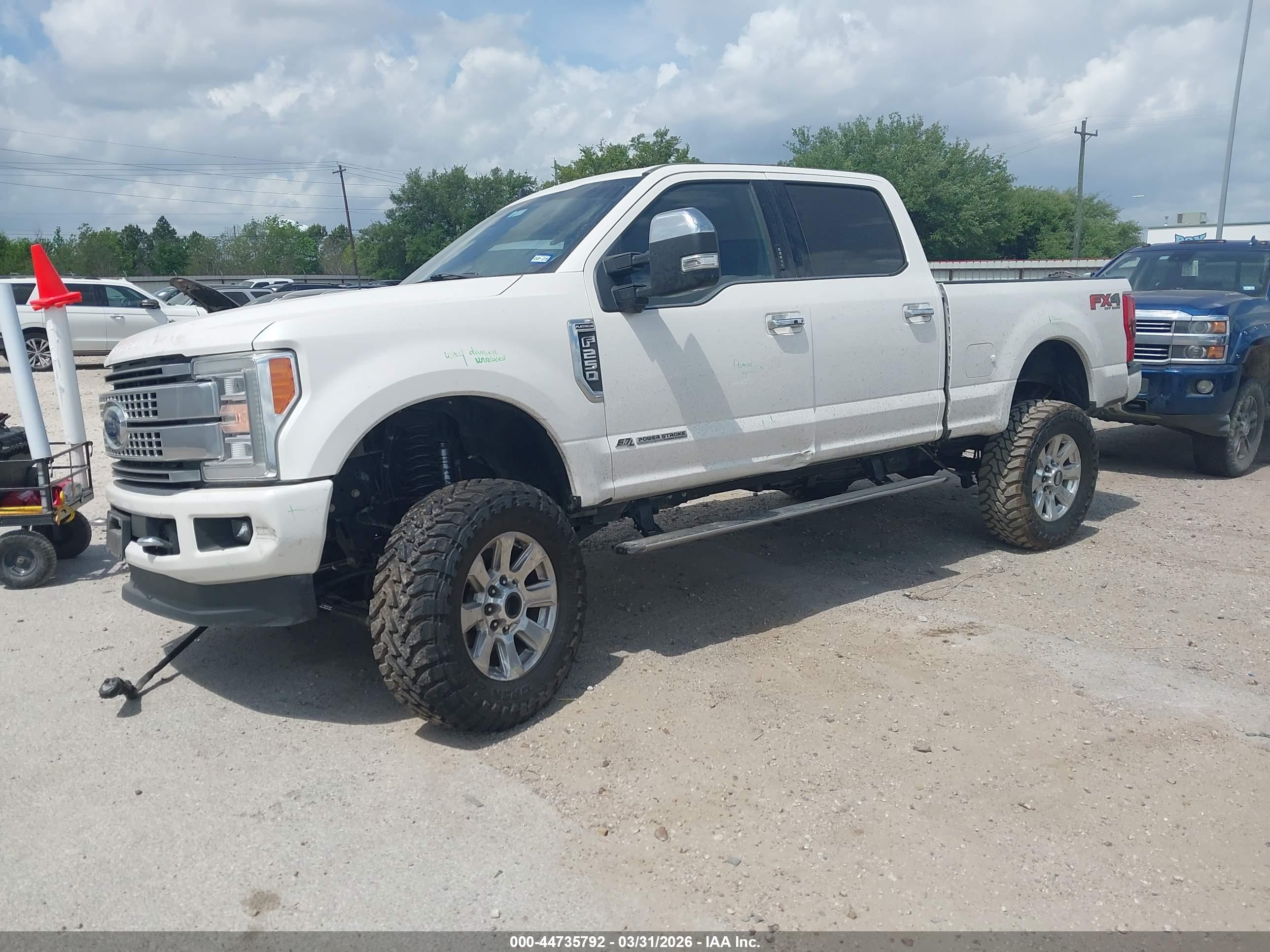 FORD F-250 image 2