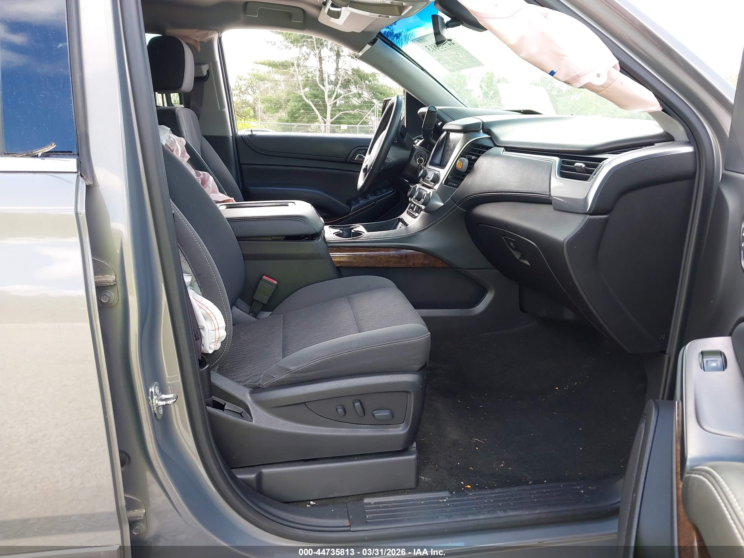 CHEVROLET TAHOE image 5