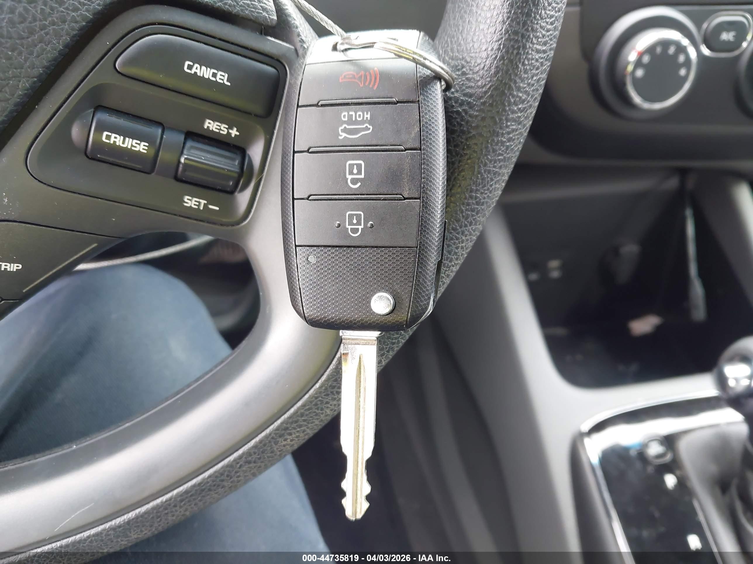 KIA FORTE image 11