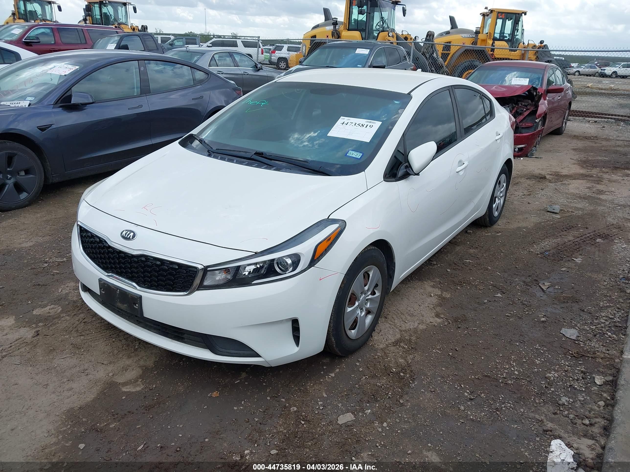 KIA FORTE image 2