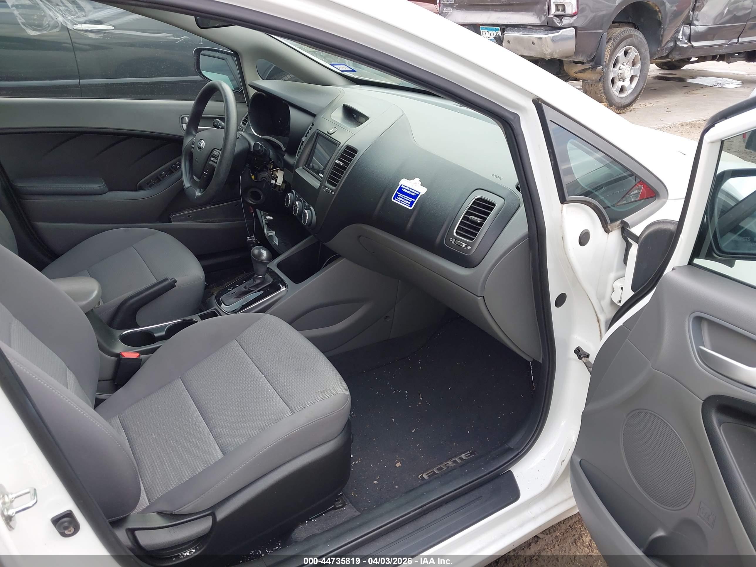 KIA FORTE image 5