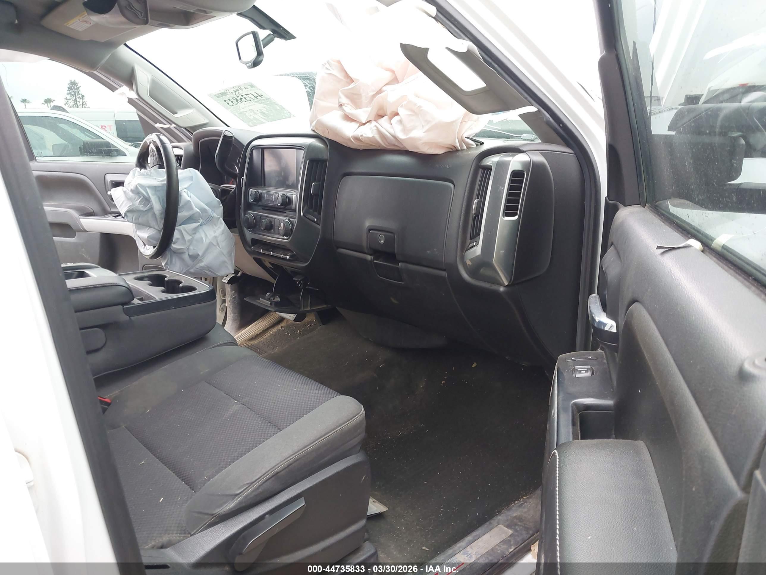 CHEVROLET SILVERADO image 5