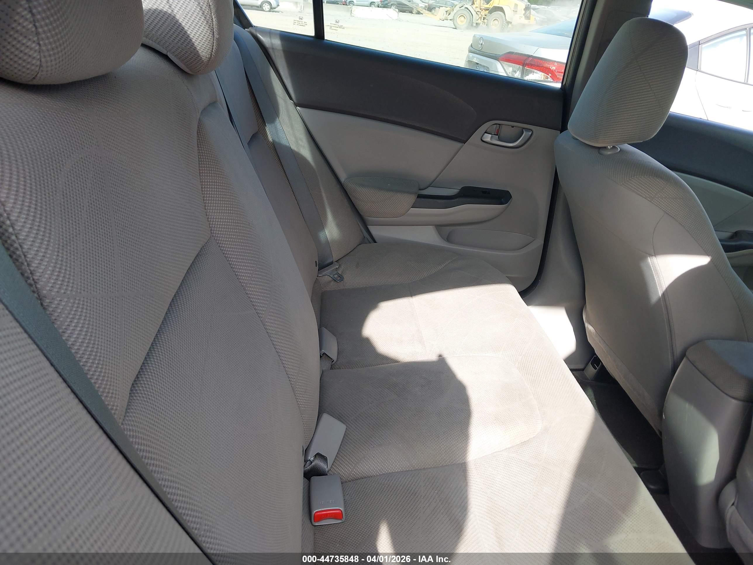 HONDA CIVIC image 8