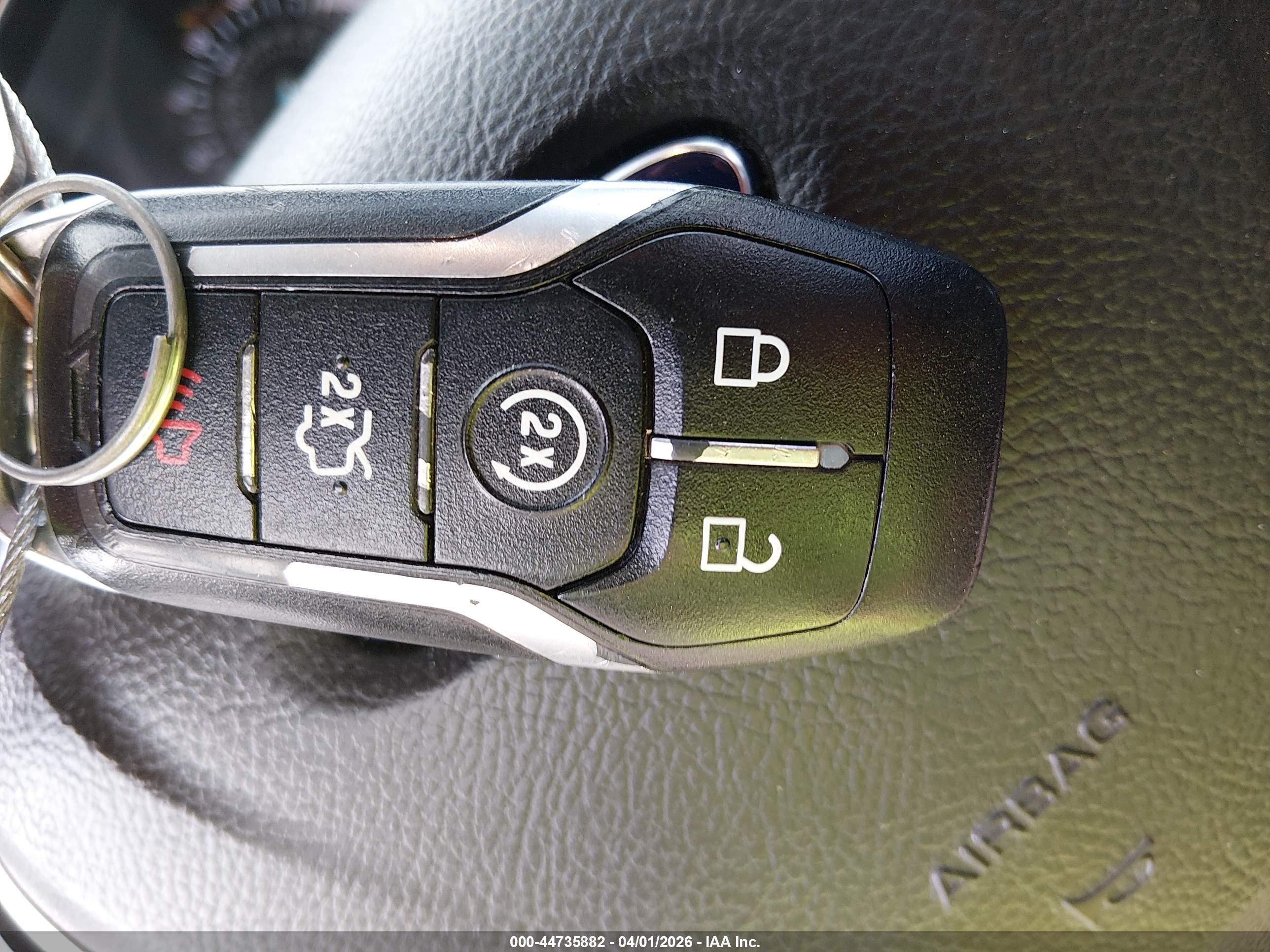 FORD FUSION image 11