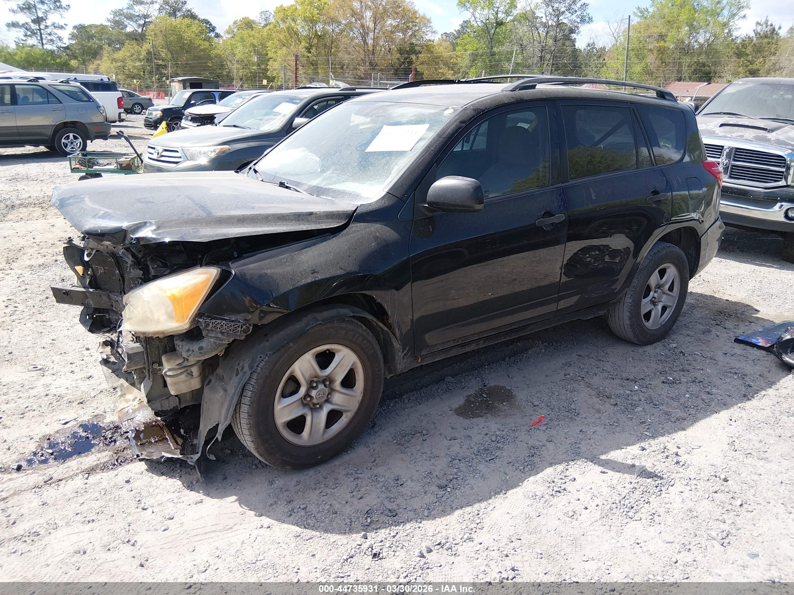 TOYOTA RAV4 image 2