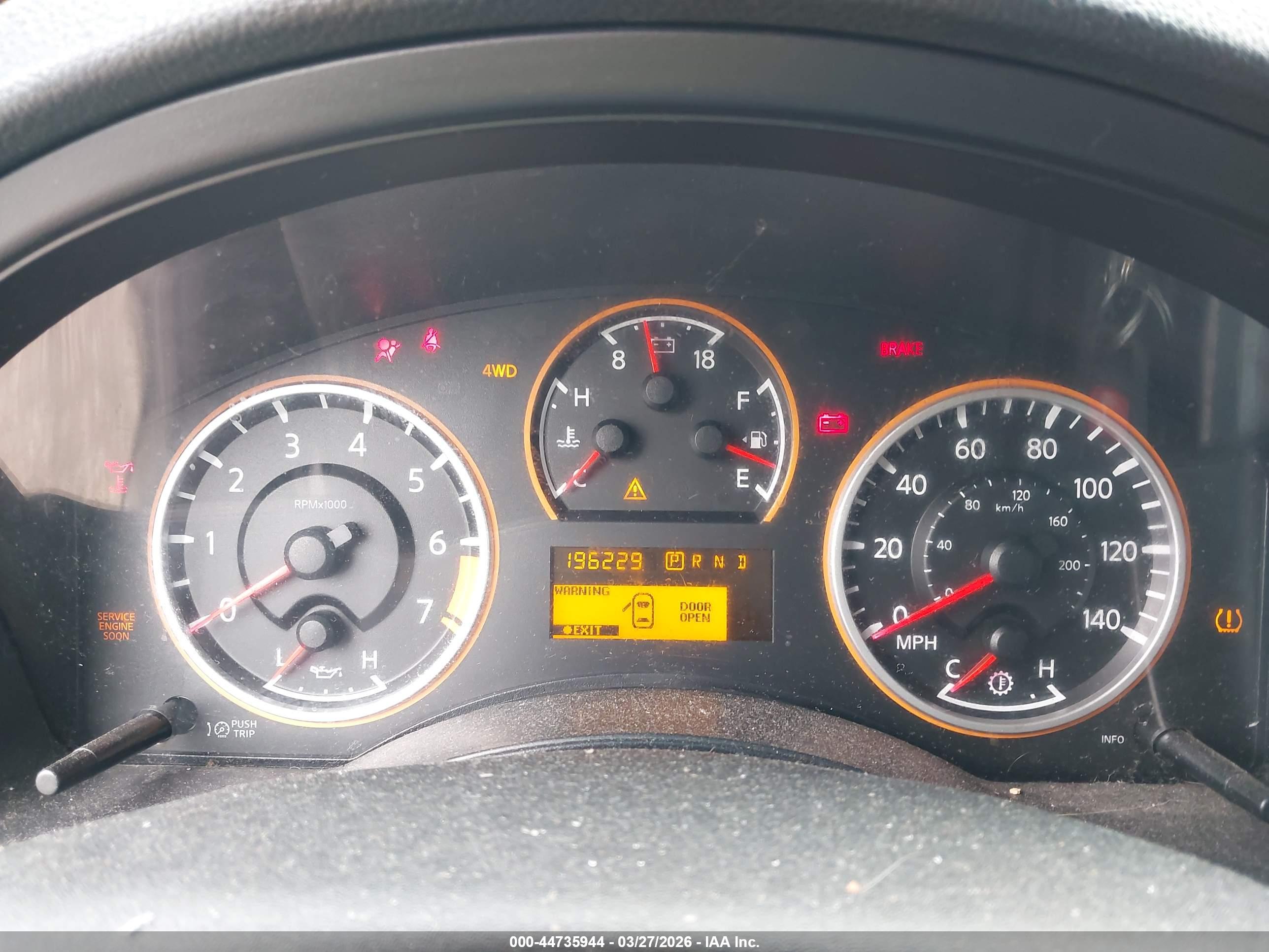 NISSAN ARMADA image 7