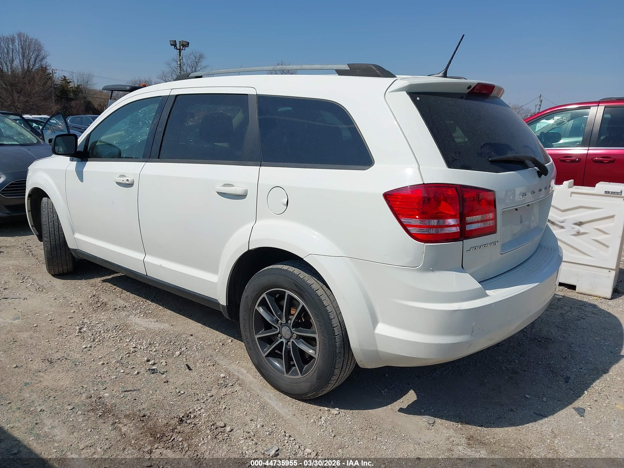 DODGE JOURNEY image 3