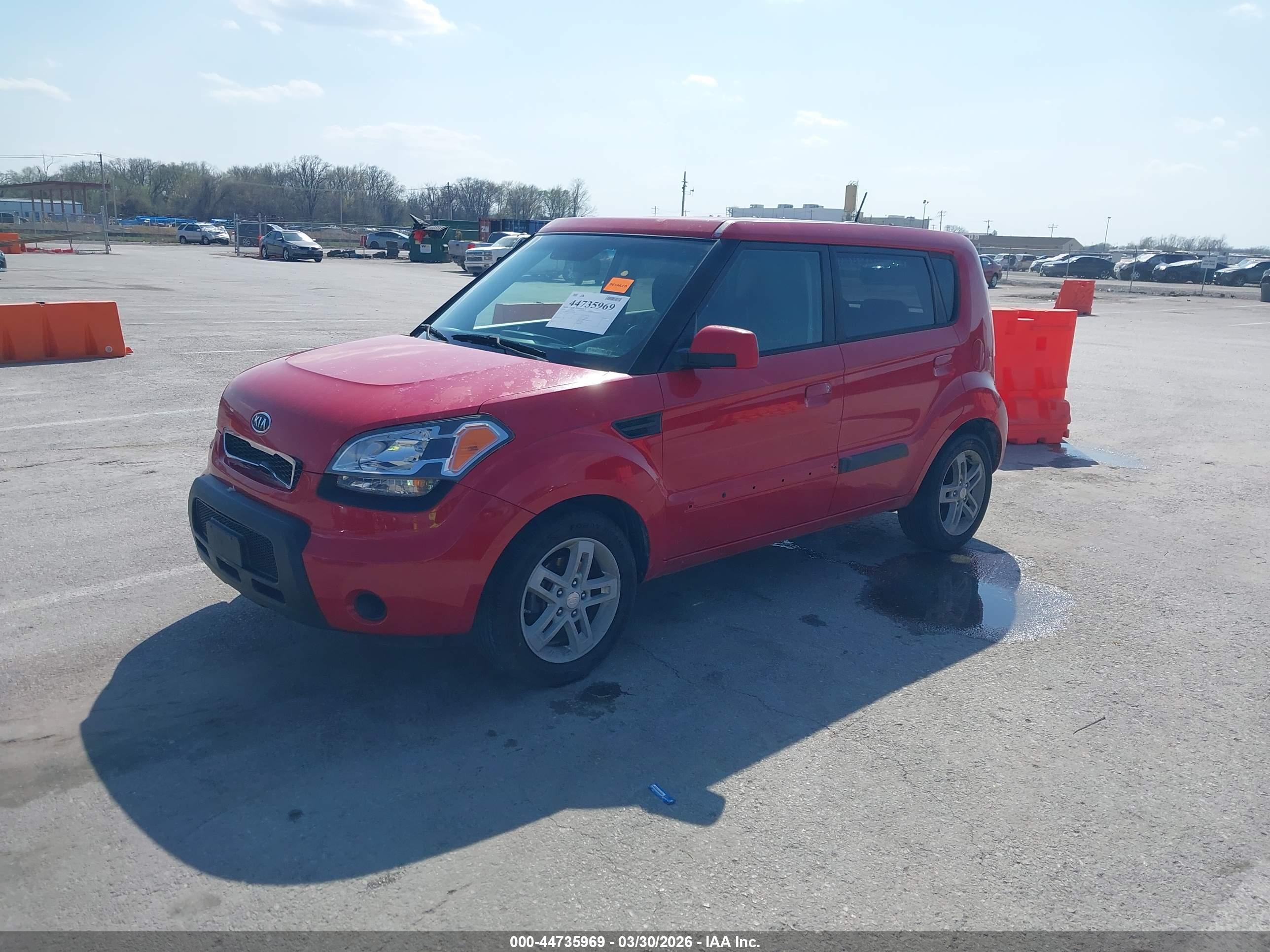 KIA SOUL image 2