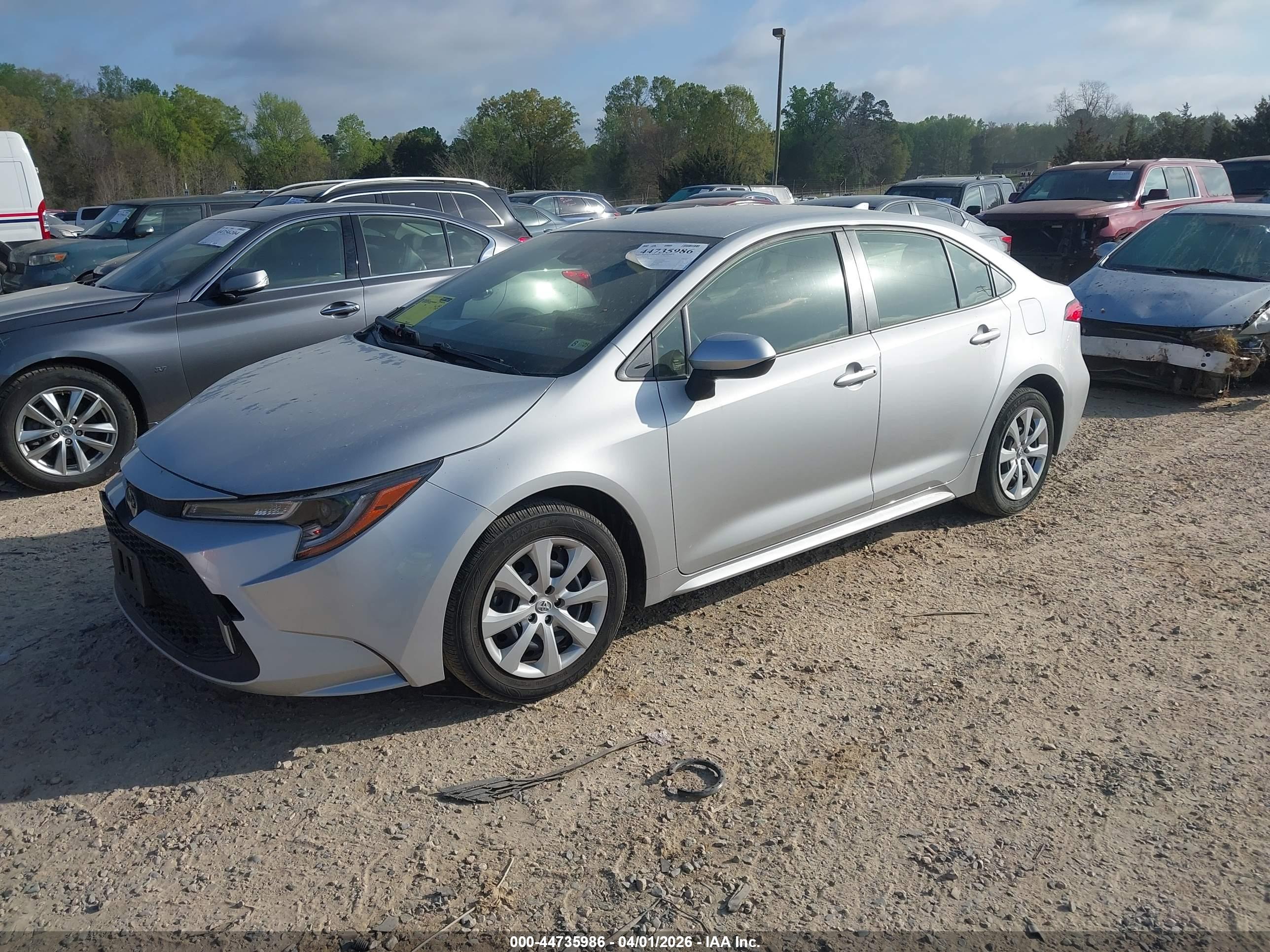 TOYOTA COROLLA image 2