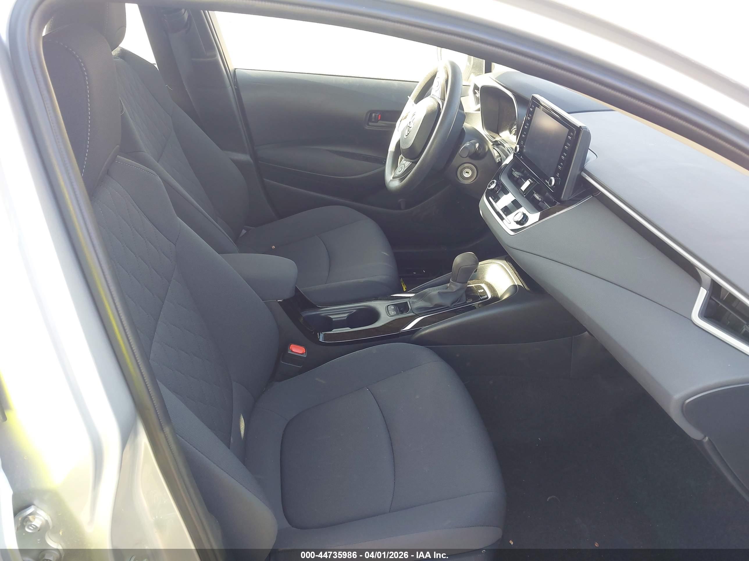 TOYOTA COROLLA image 5