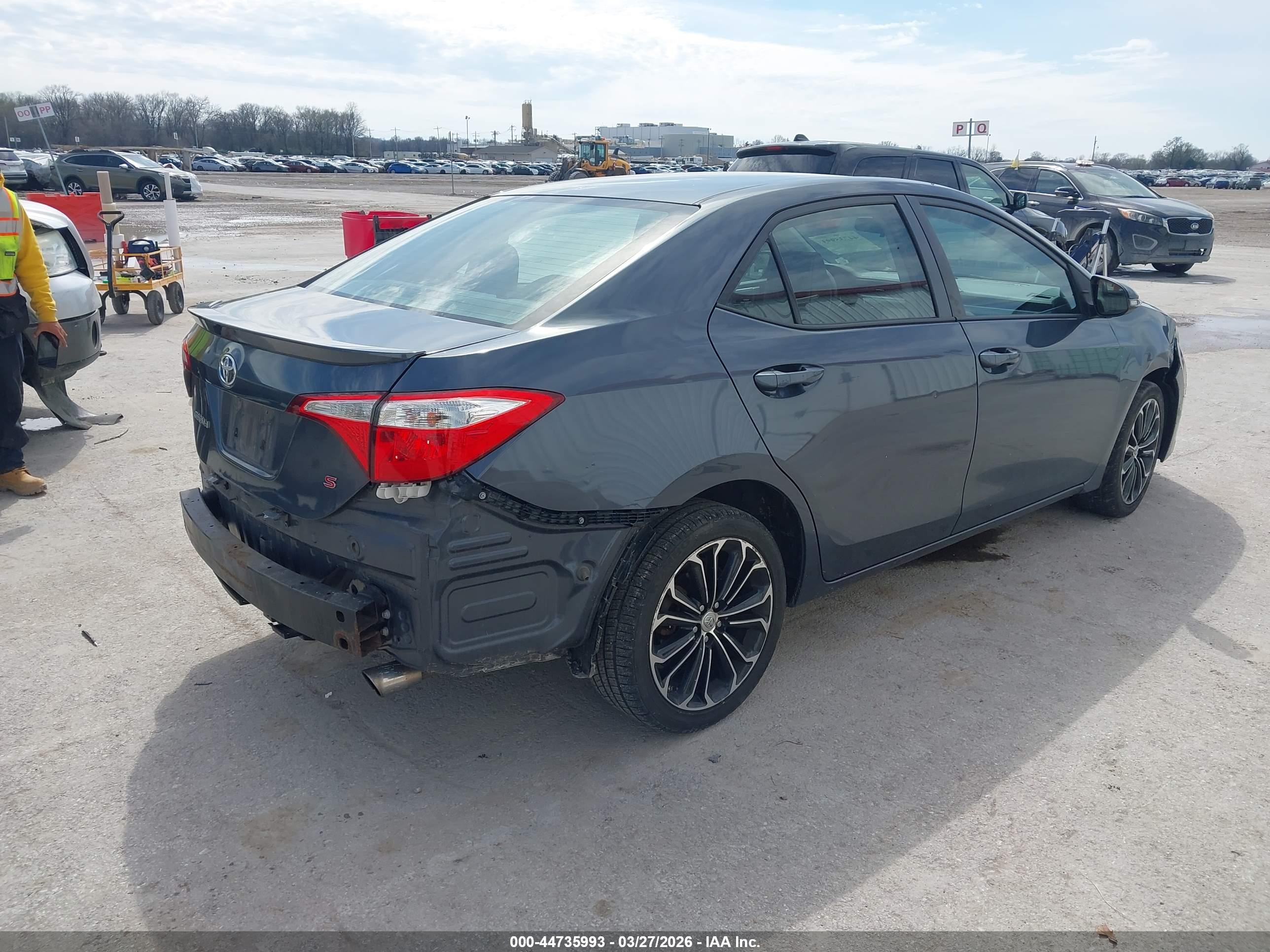 TOYOTA COROLLA image 4