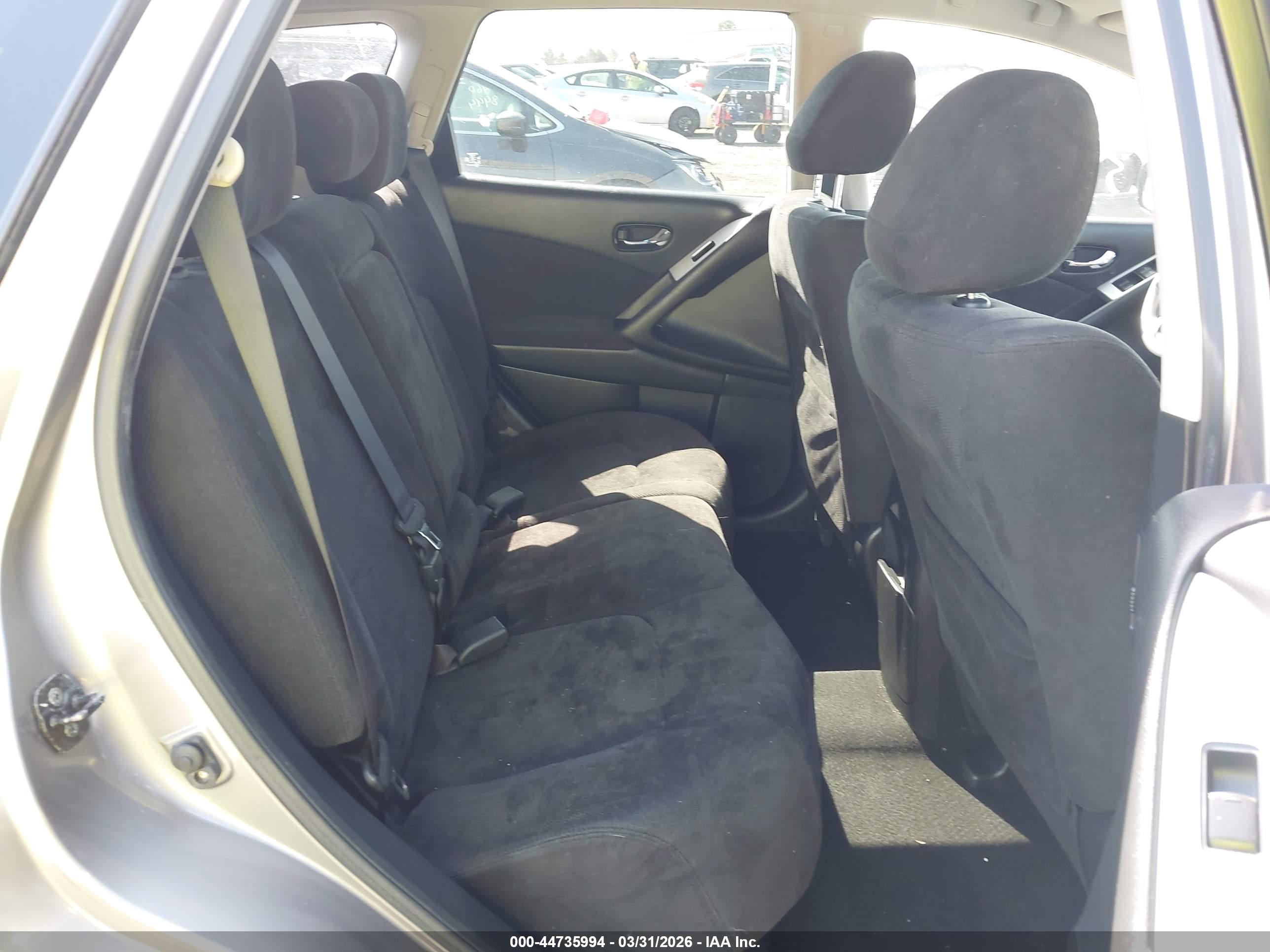 NISSAN MURANO image 8